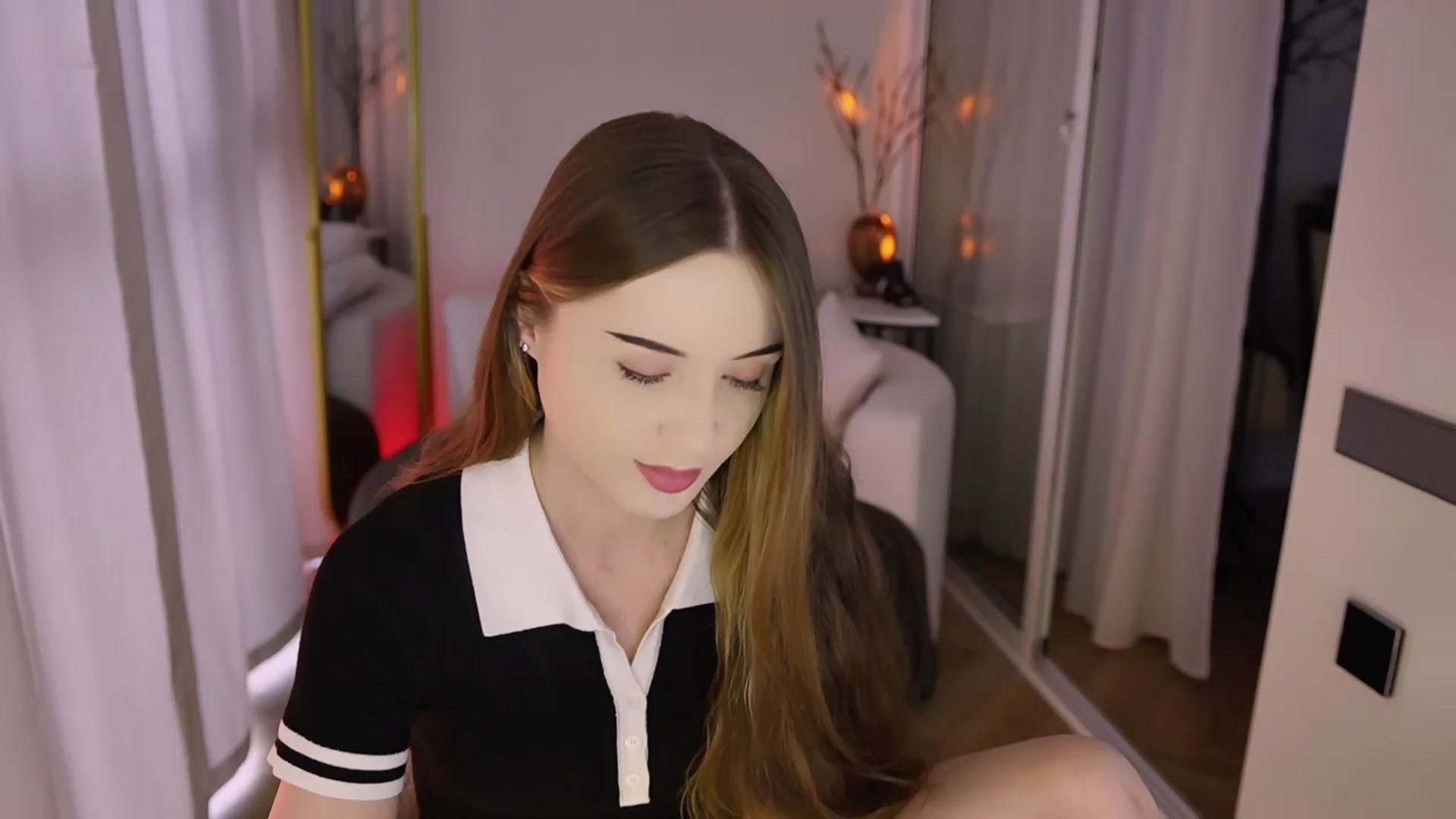 Gallery image thumbnail from Innocent_Soul's myfreecams stream on, 11/27/2025, 09:48 image 6 of 20