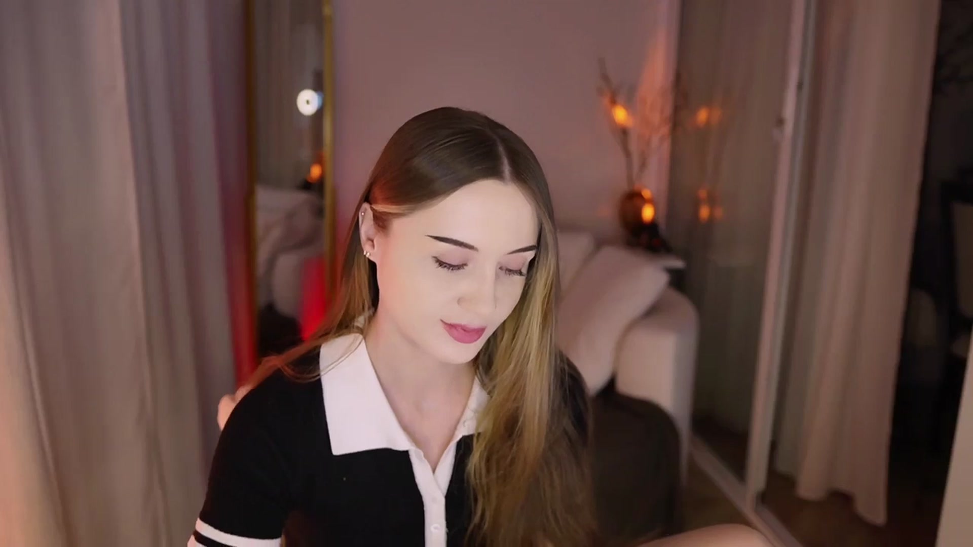 Gallery image thumbnail from Innocent_Soul's myfreecams stream on, 11/27/2025, 15:27 image 11 of 20