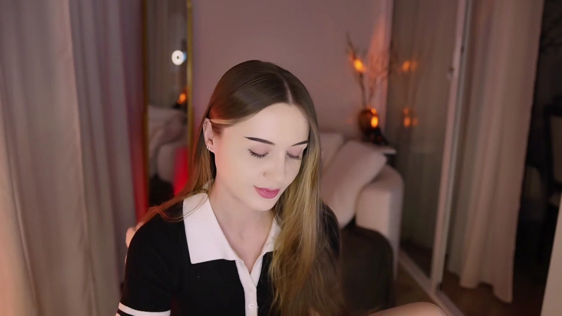 Gallery image thumbnail from Innocent_Soul's myfreecams stream on, 11/27/2025, 15:27 image 14 of 20