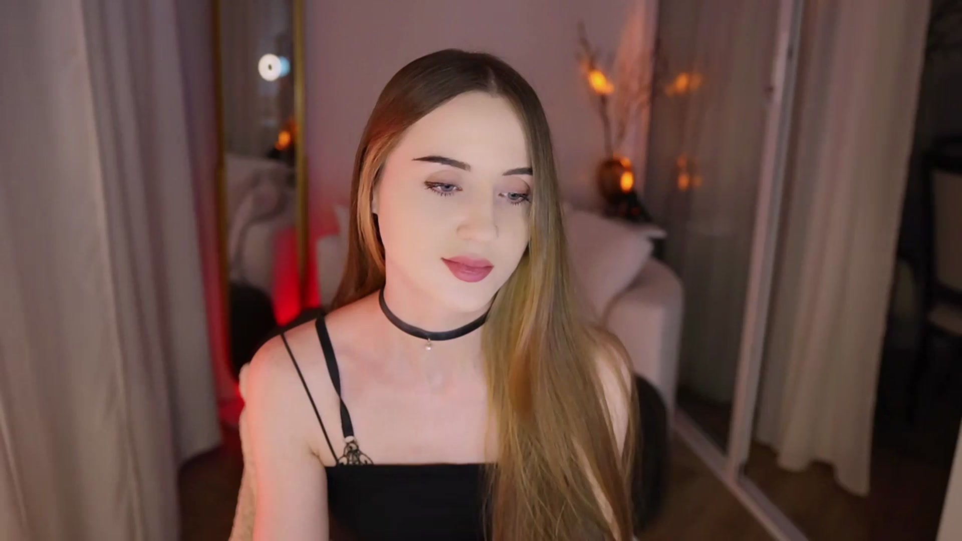 Gallery image thumbnail from Innocent_Soul's myfreecams stream on, 11/28/2025, 13:06 image 18 of 20