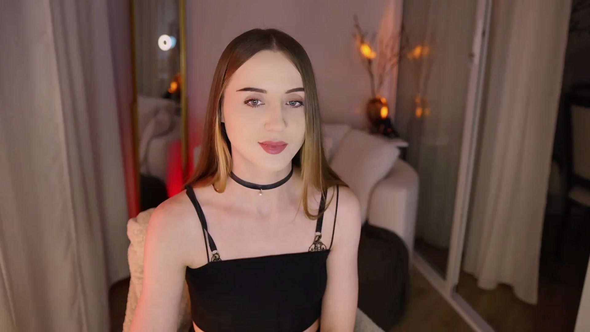 Gallery image thumbnail from Innocent_Soul's myfreecams stream on, 11/28/2025, 13:37 image 3 of 20