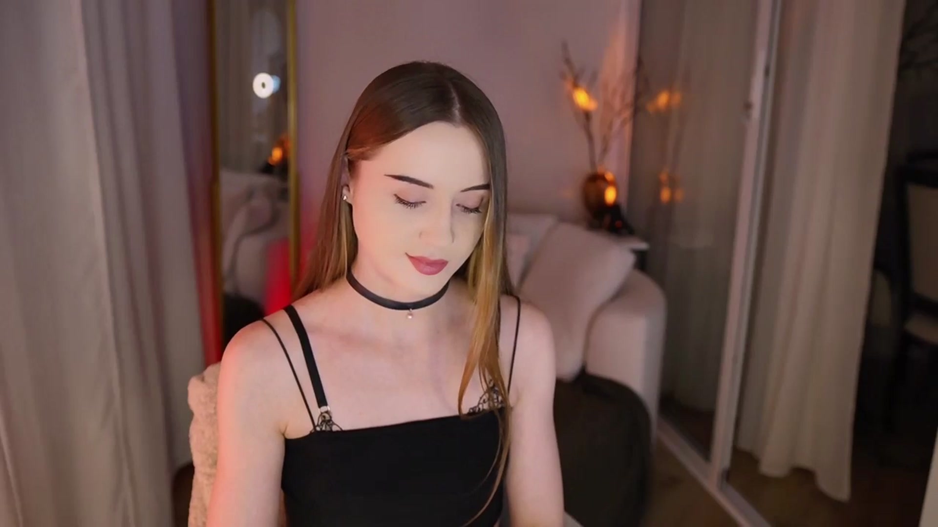 Gallery image thumbnail from Innocent_Soul's myfreecams stream on, 11/28/2025, 15:53 image 2 of 20