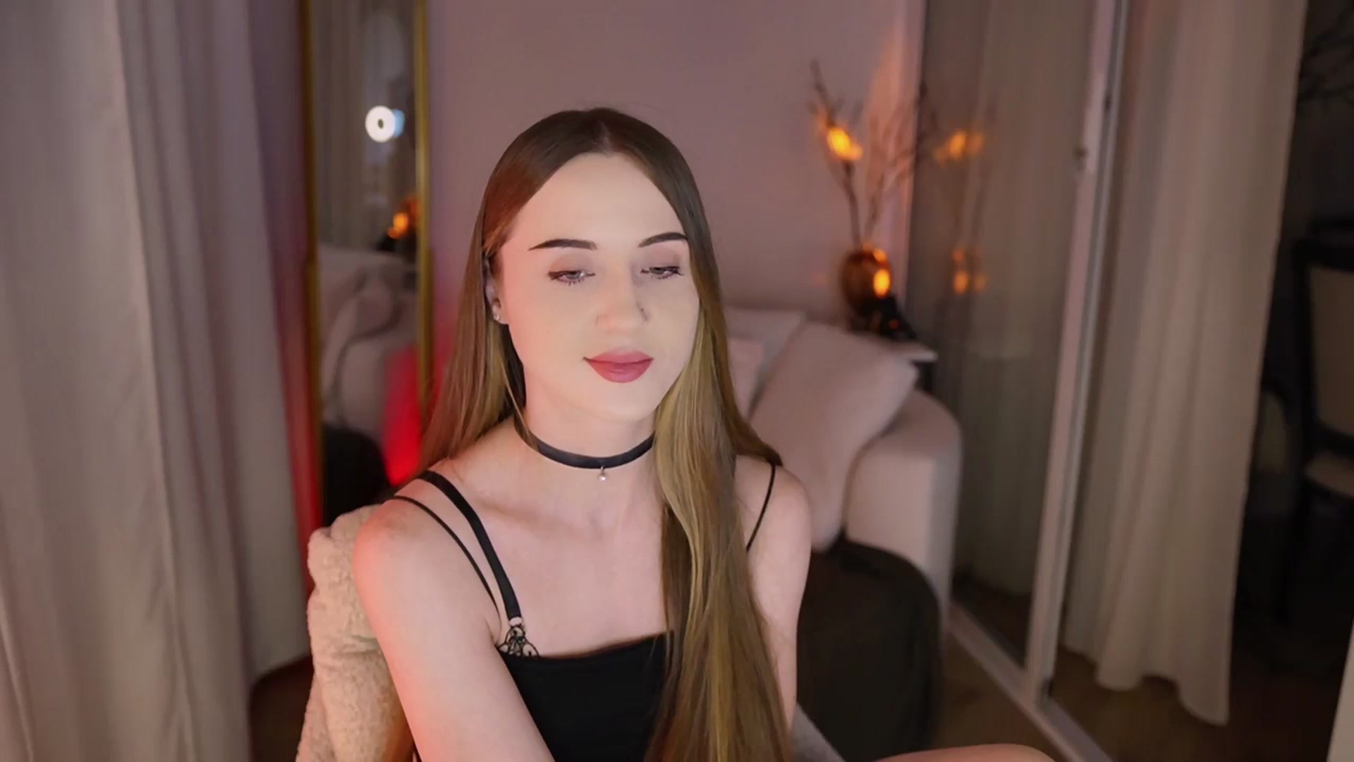 Gallery image thumbnail from Innocent_Soul's myfreecams stream on, 11/28/2025, 15:53 image 12 of 20