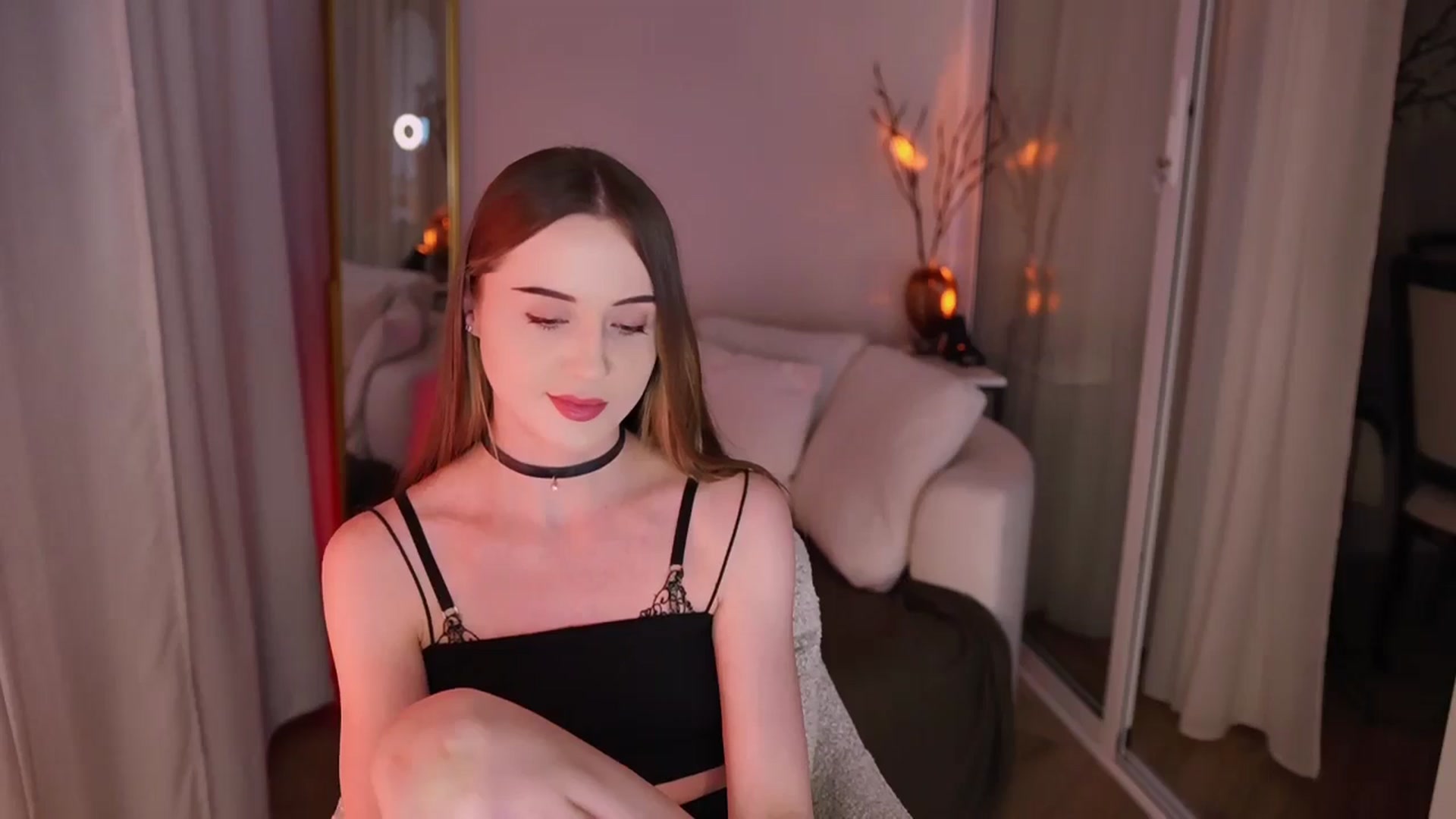 Gallery image thumbnail from Innocent_Soul's myfreecams stream on, 11/28/2025, 15:53 image 19 of 20