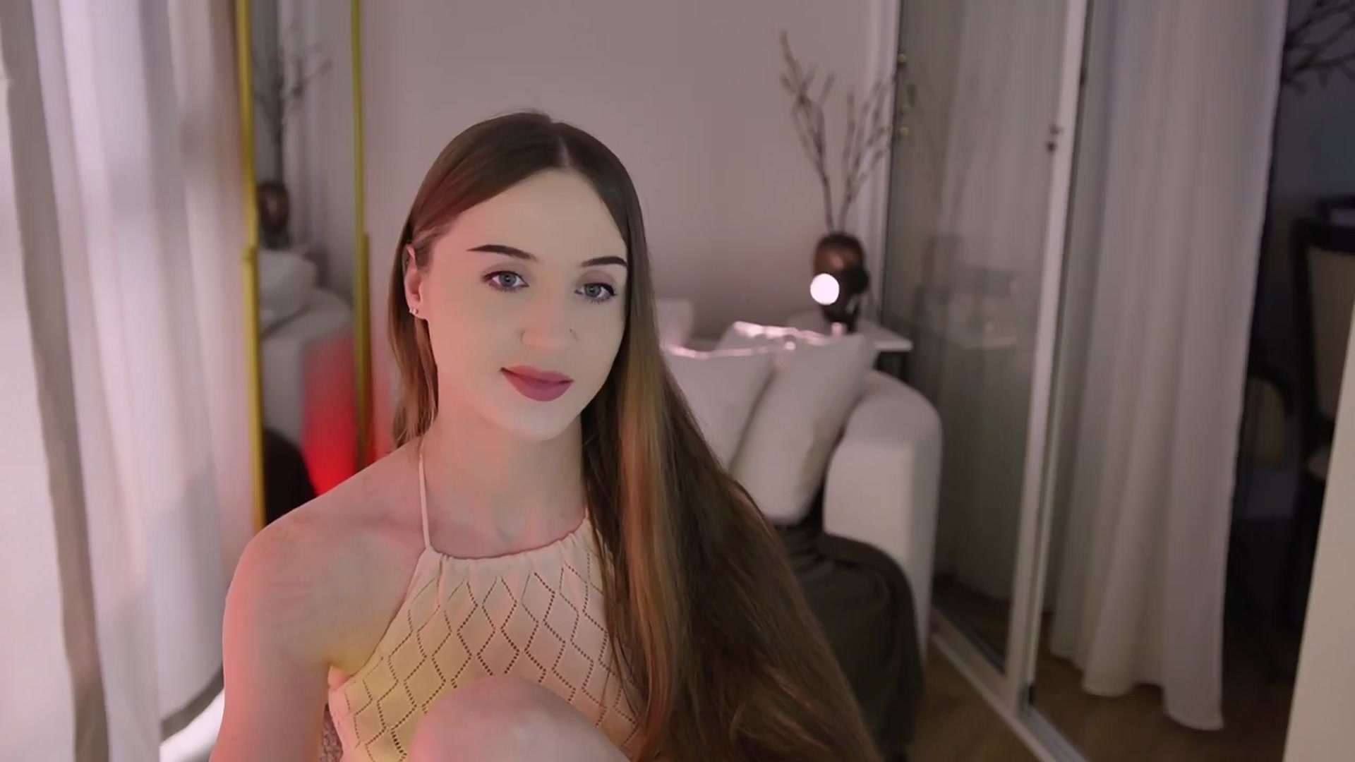 Gallery image thumbnail from Innocent_Soul's myfreecams stream on, 12/04/2025, 10:05 image 20 of 20