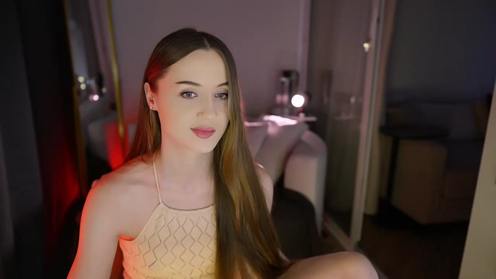 Gallery image thumbnail from Innocent_Soul's myfreecams stream on, 12/23/2025, 12:58 image 2 of 20