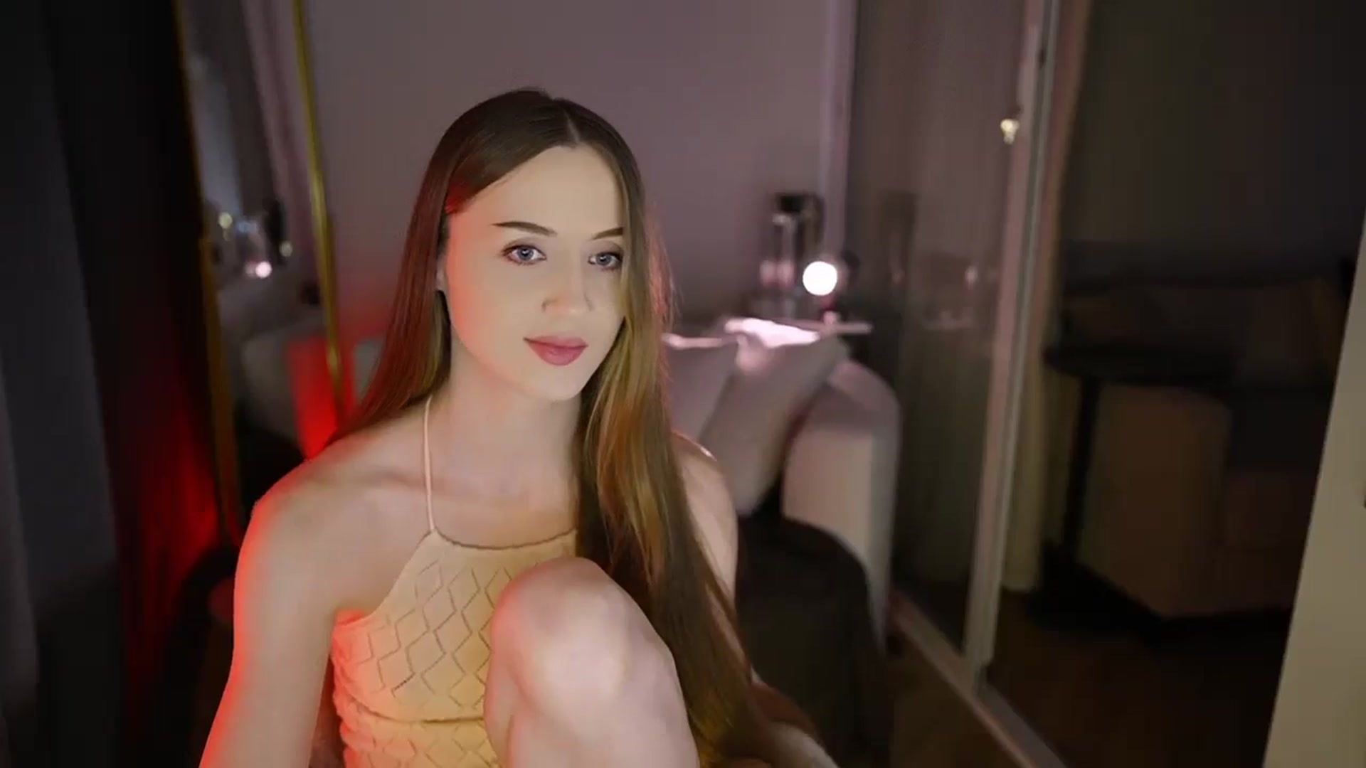 Gallery image thumbnail from Innocent_Soul's myfreecams stream on, 12/23/2025, 12:58 image 19 of 20