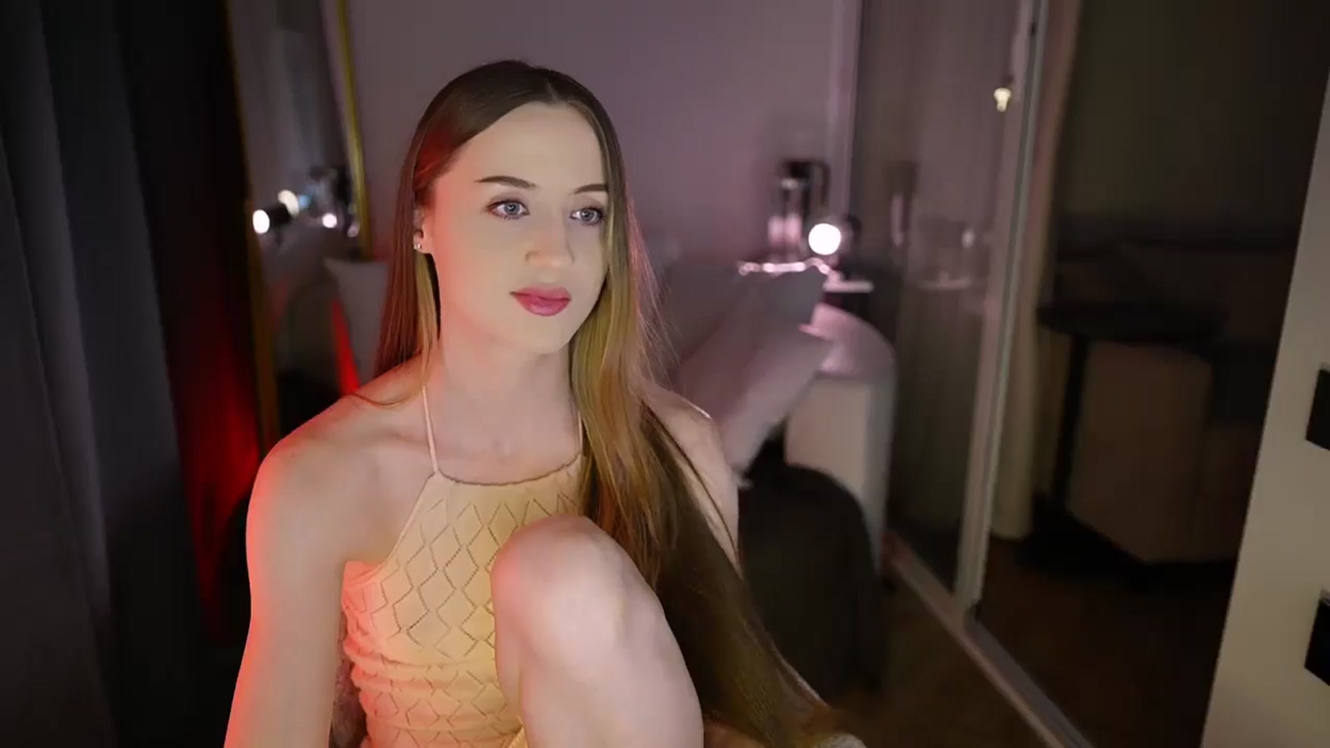 Gallery image thumbnail from Innocent_Soul's myfreecams stream on, 12/23/2025, 17:31 image 5 of 20
