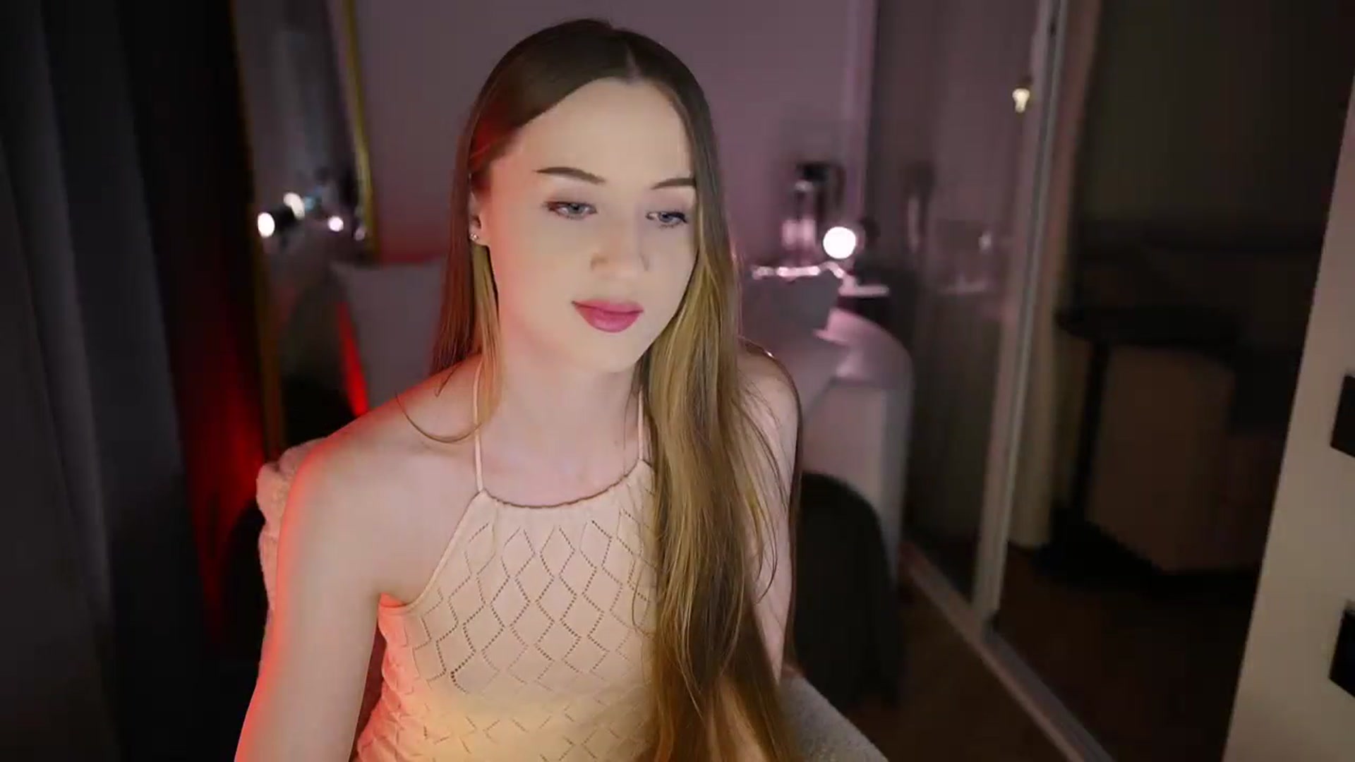 Gallery image thumbnail from Innocent_Soul's myfreecams stream on, 12/23/2025, 17:31 image 9 of 20