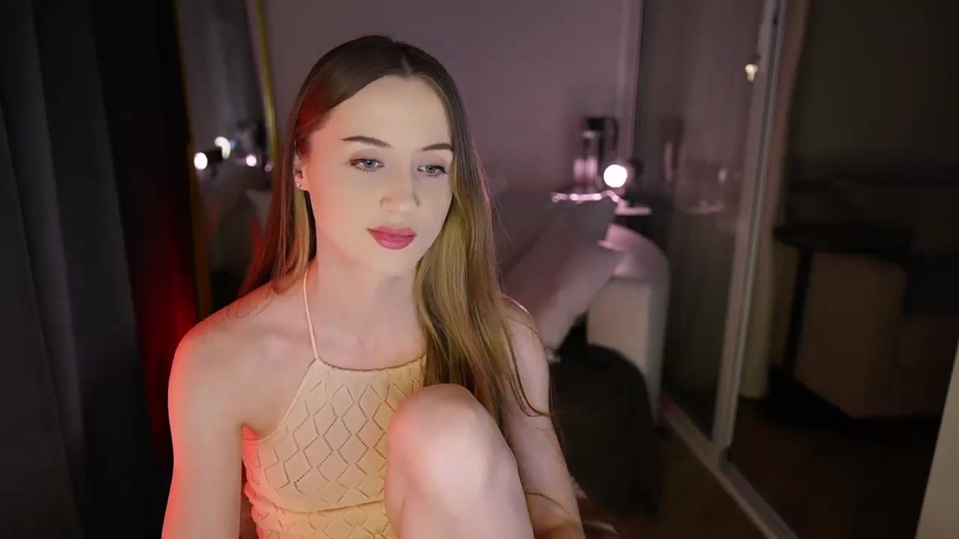 Gallery image thumbnail from Innocent_Soul's myfreecams stream on, 12/23/2025, 17:31 image 18 of 20