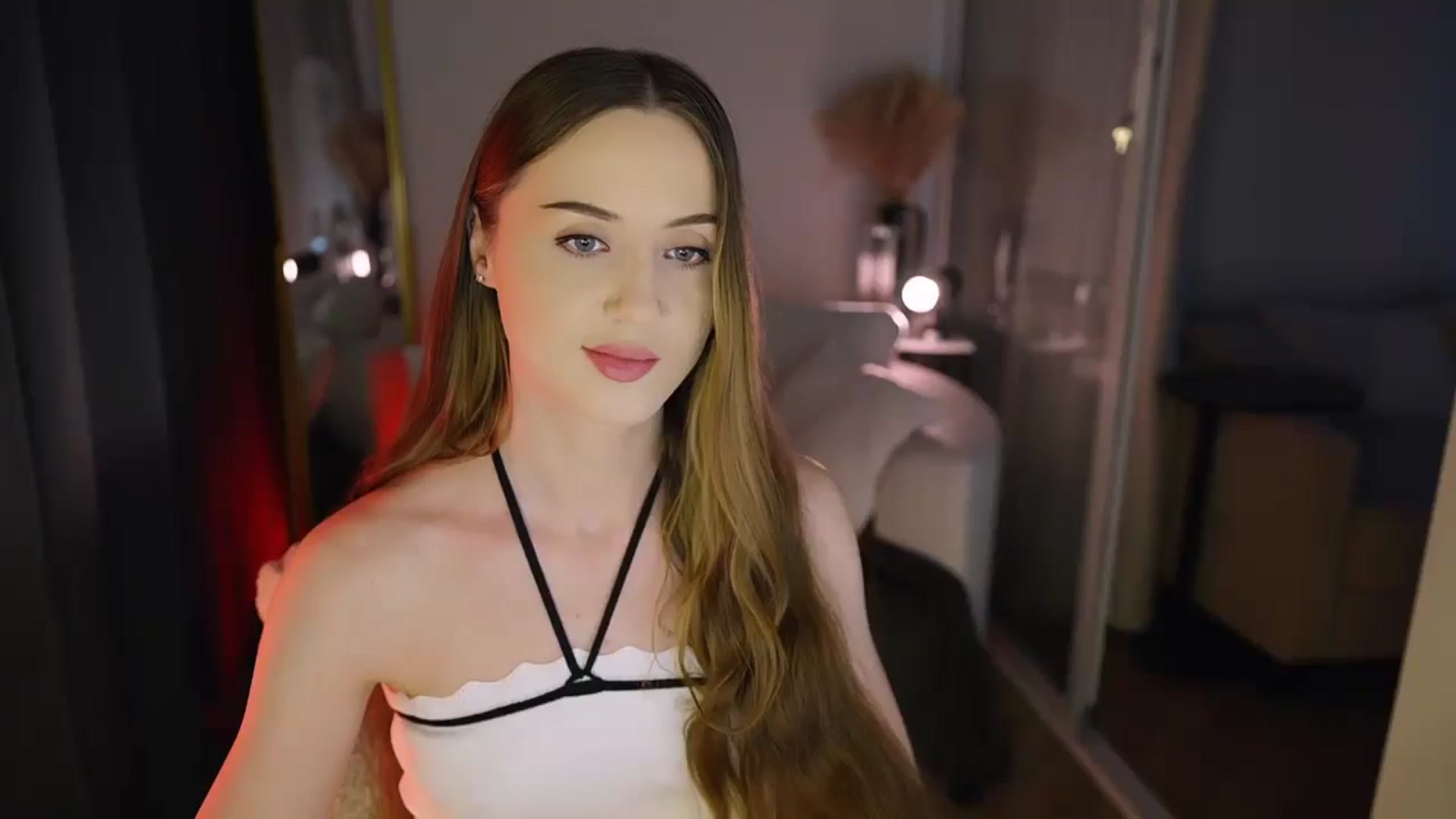 Gallery image thumbnail from Innocent_Soul's myfreecams stream on, 12/25/2025, 11:55 image 18 of 20