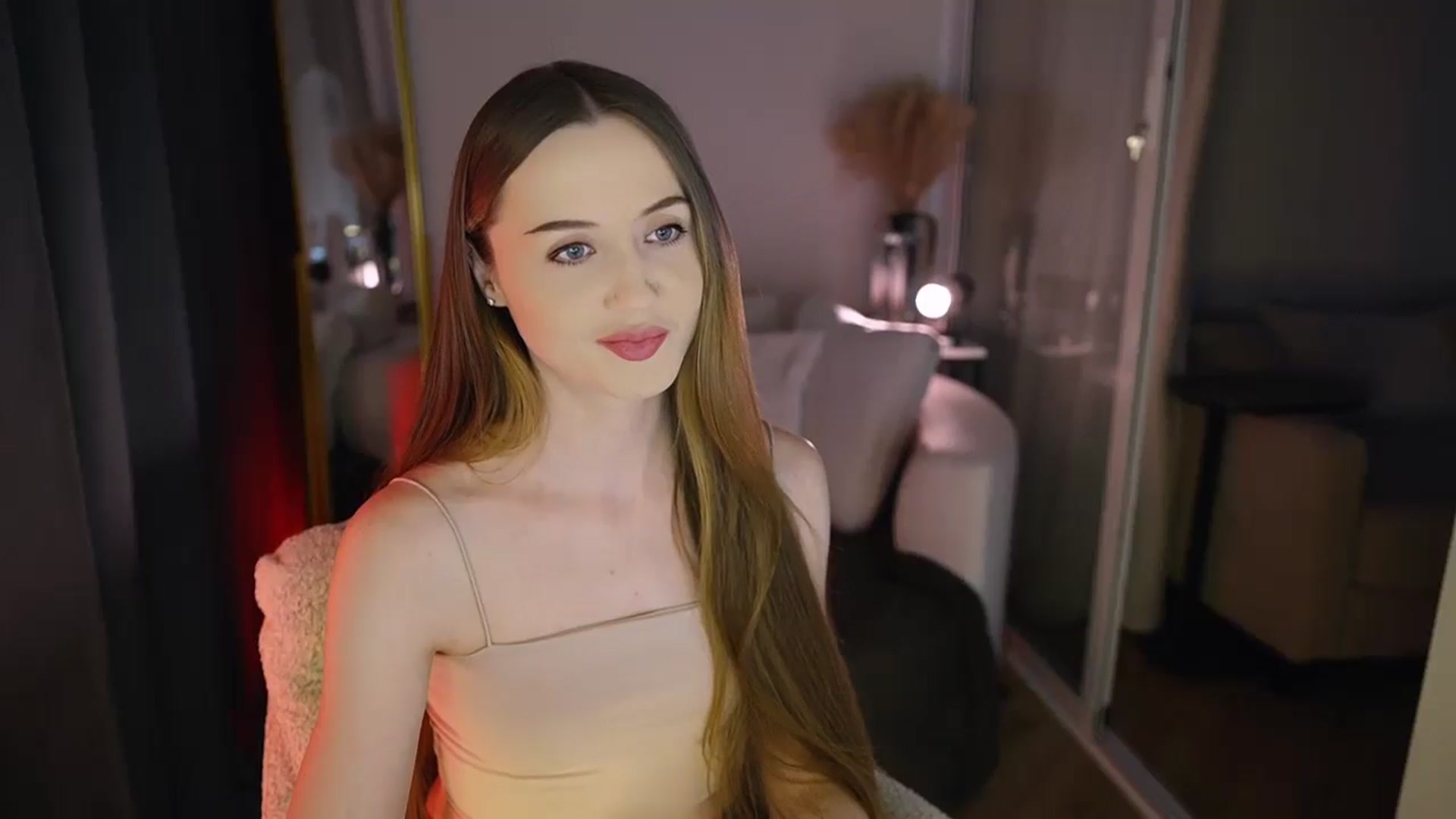 Gallery image thumbnail from Innocent_Soul's myfreecams stream on, 12/26/2025, 12:34 image 18 of 20