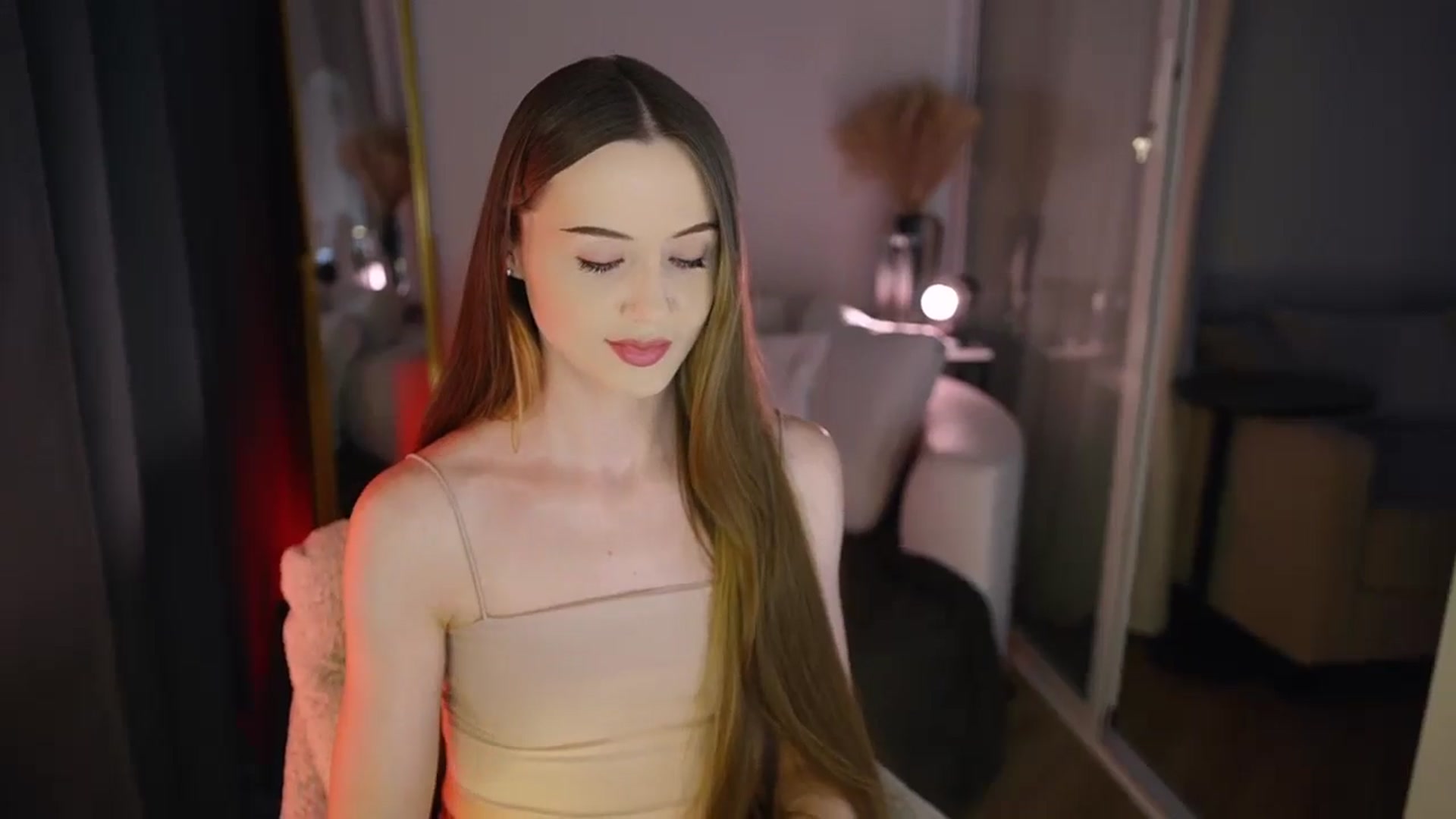 Gallery image thumbnail from Innocent_Soul's myfreecams stream on, 12/26/2025, 12:34 image 8 of 20