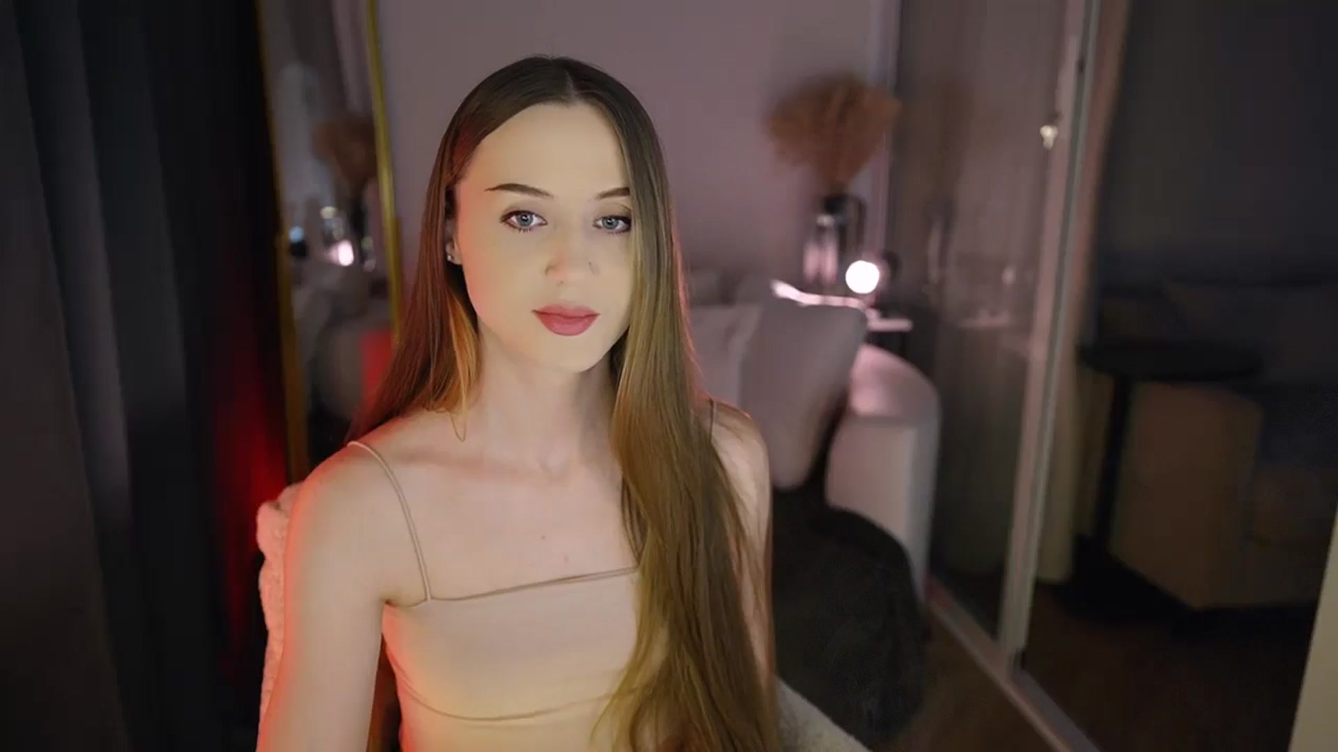 Gallery image thumbnail from Innocent_Soul's myfreecams stream on, 12/26/2025, 12:34 image 13 of 20
