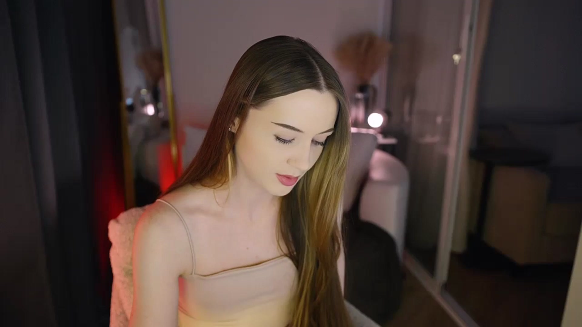 Gallery image thumbnail from Innocent_Soul's myfreecams stream on, 12/26/2025, 12:34 image 7 of 20