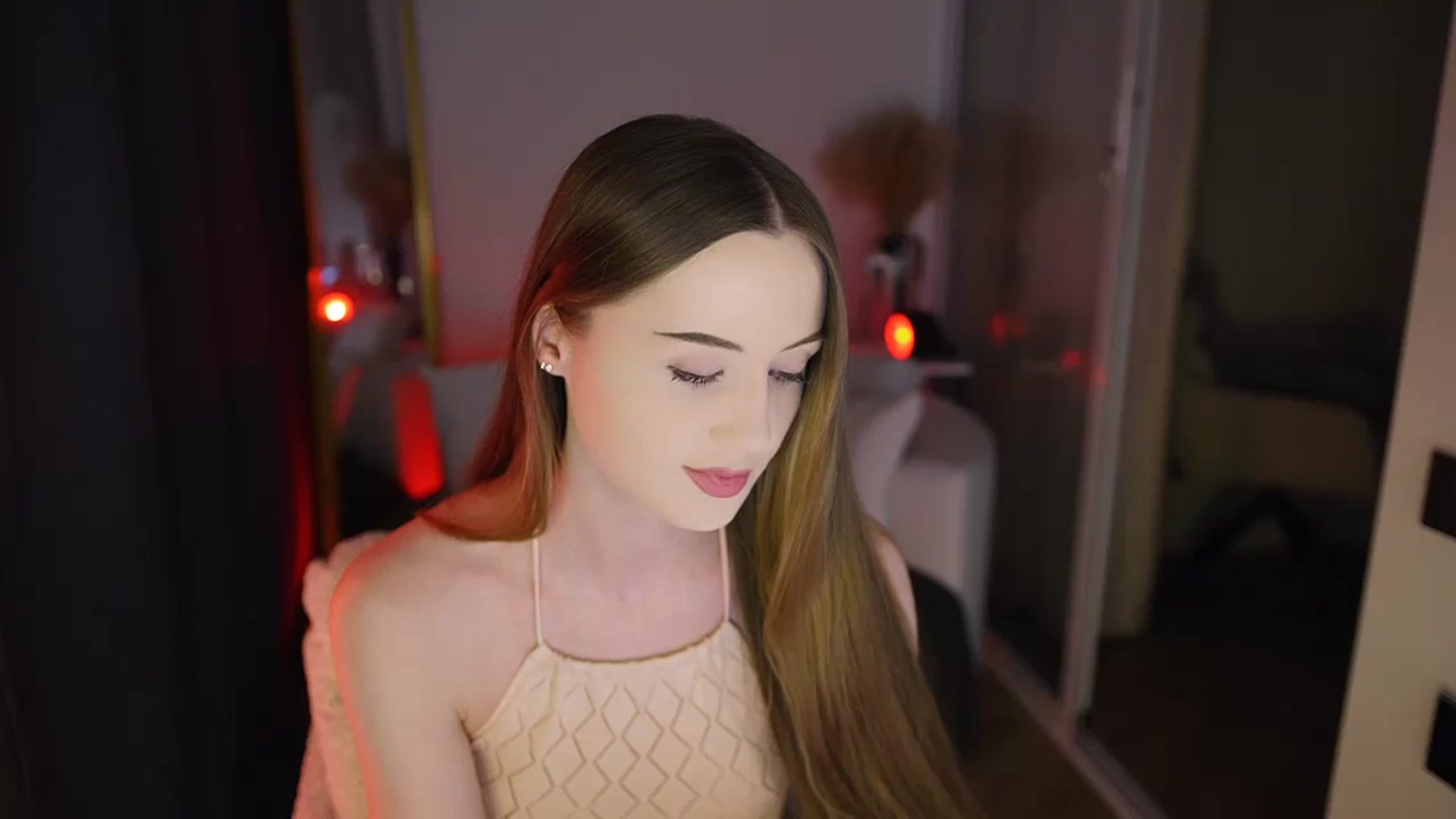 Gallery image thumbnail from Innocent_Soul's myfreecams stream on, 01/03/2026, 18:02 image 6 of 20