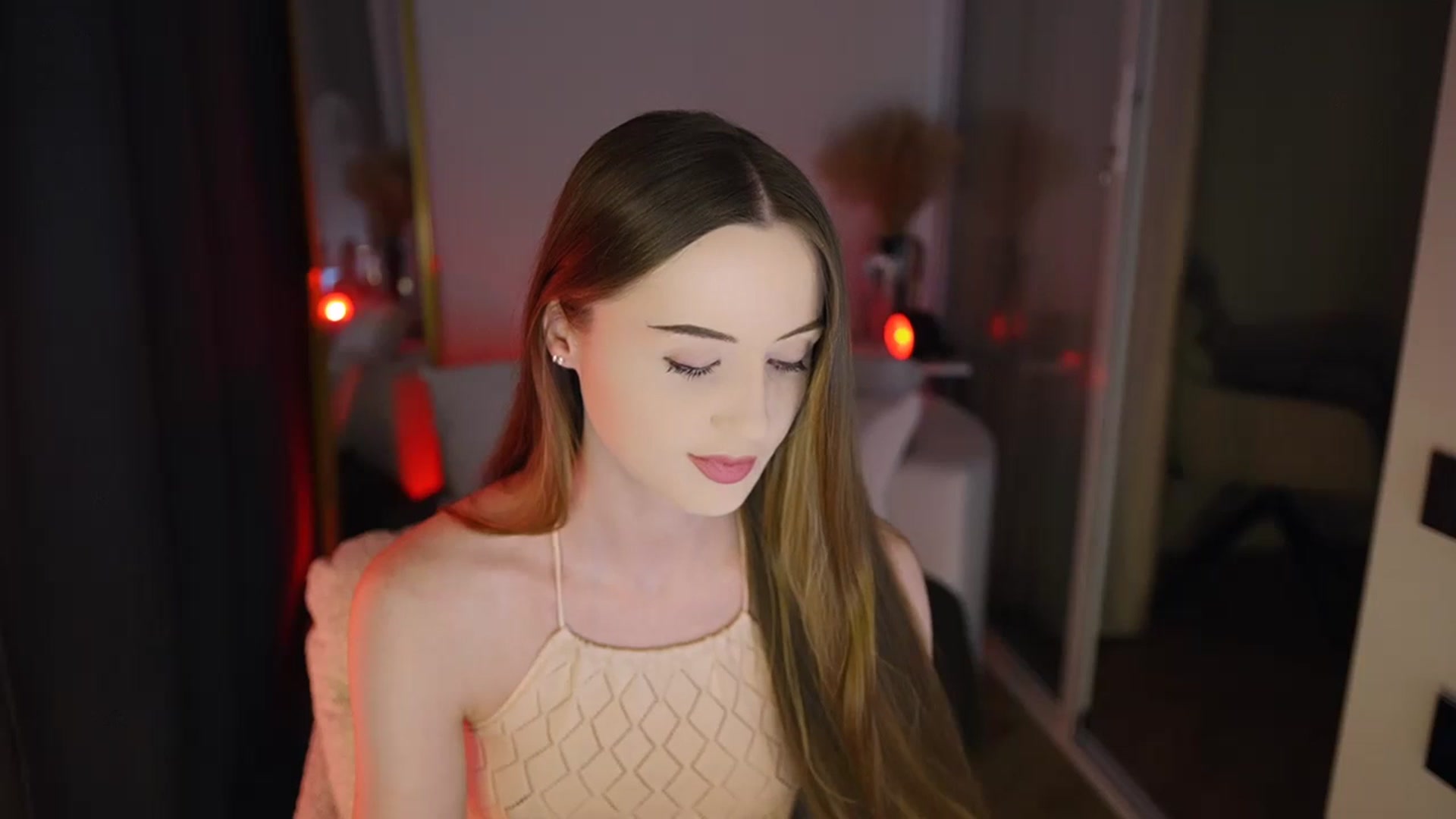 Gallery image thumbnail from Innocent_Soul's myfreecams stream on, 01/03/2026, 18:02 image 7 of 20