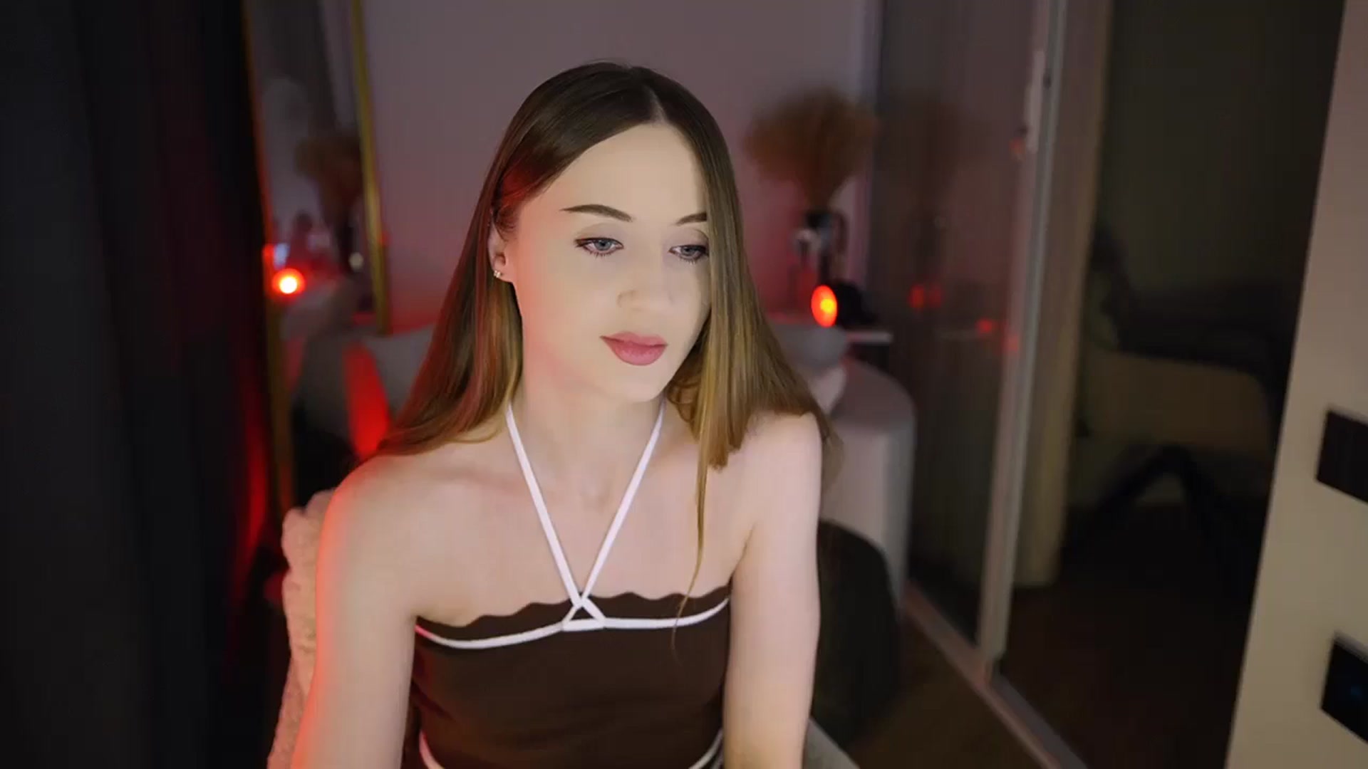 Gallery image thumbnail from Innocent_Soul's myfreecams stream on, 01/04/2026, 15:32 image 2 of 20