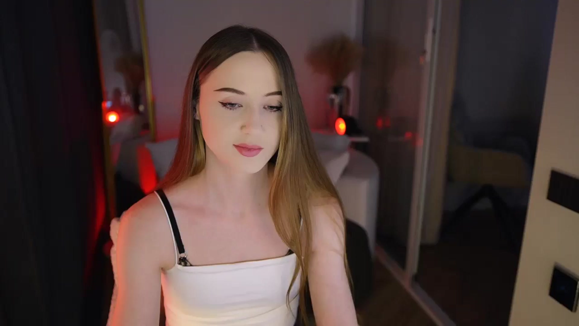 Gallery image thumbnail from Innocent_Soul's myfreecams stream on, 01/09/2026, 12:16 image 14 of 20