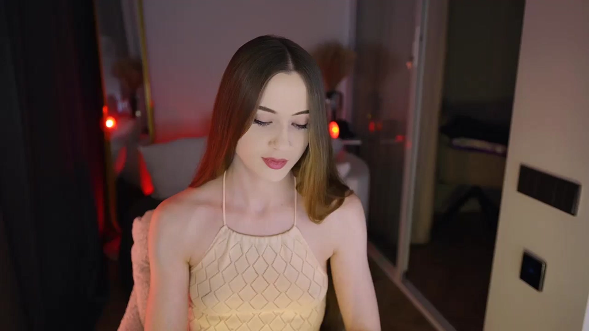 Gallery image thumbnail from Innocent_Soul's myfreecams stream on, 01/13/2026, 17:03 image 14 of 20