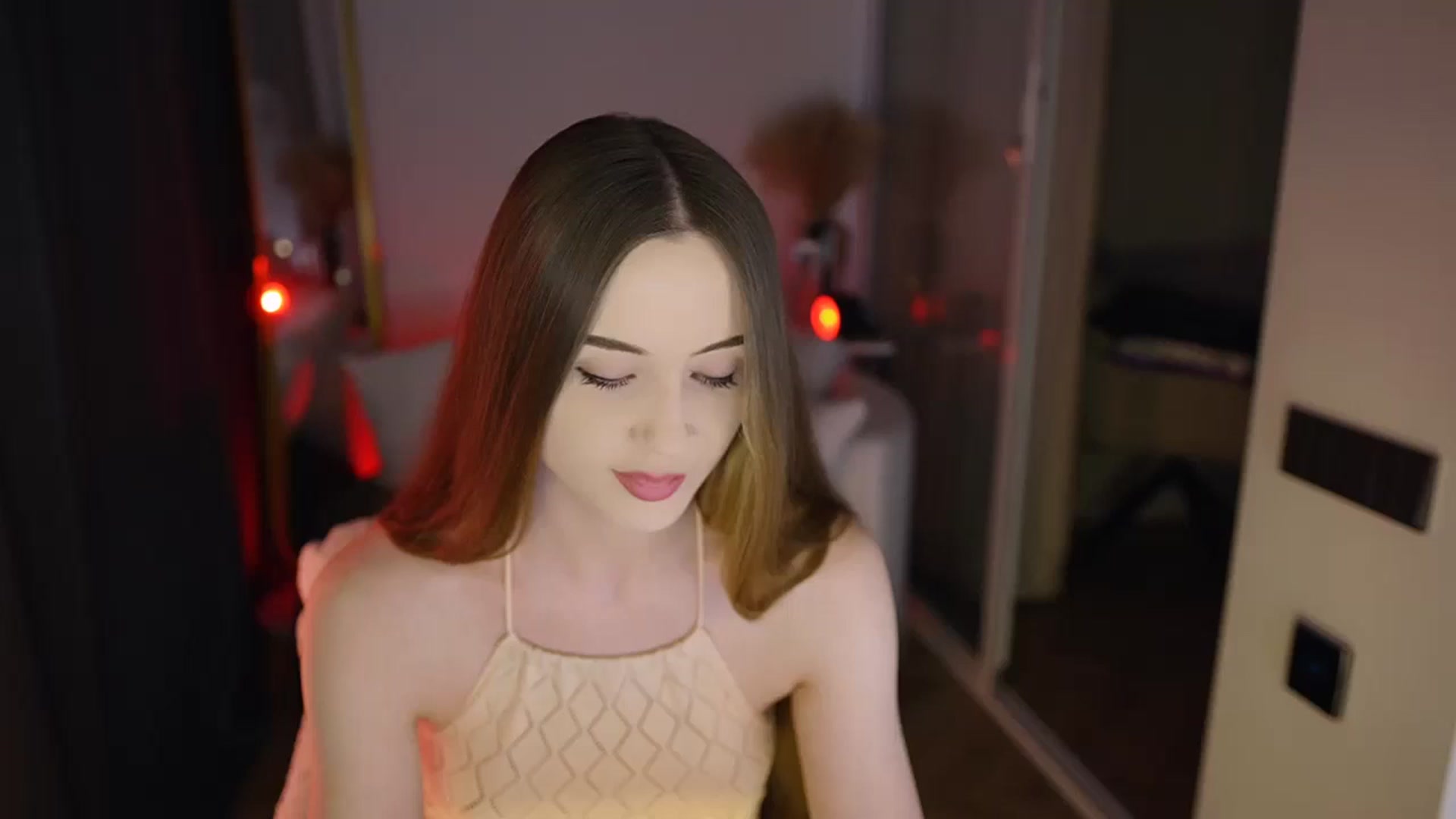 Gallery image thumbnail from Innocent_Soul's myfreecams stream on, 01/13/2026, 17:03 image 2 of 20