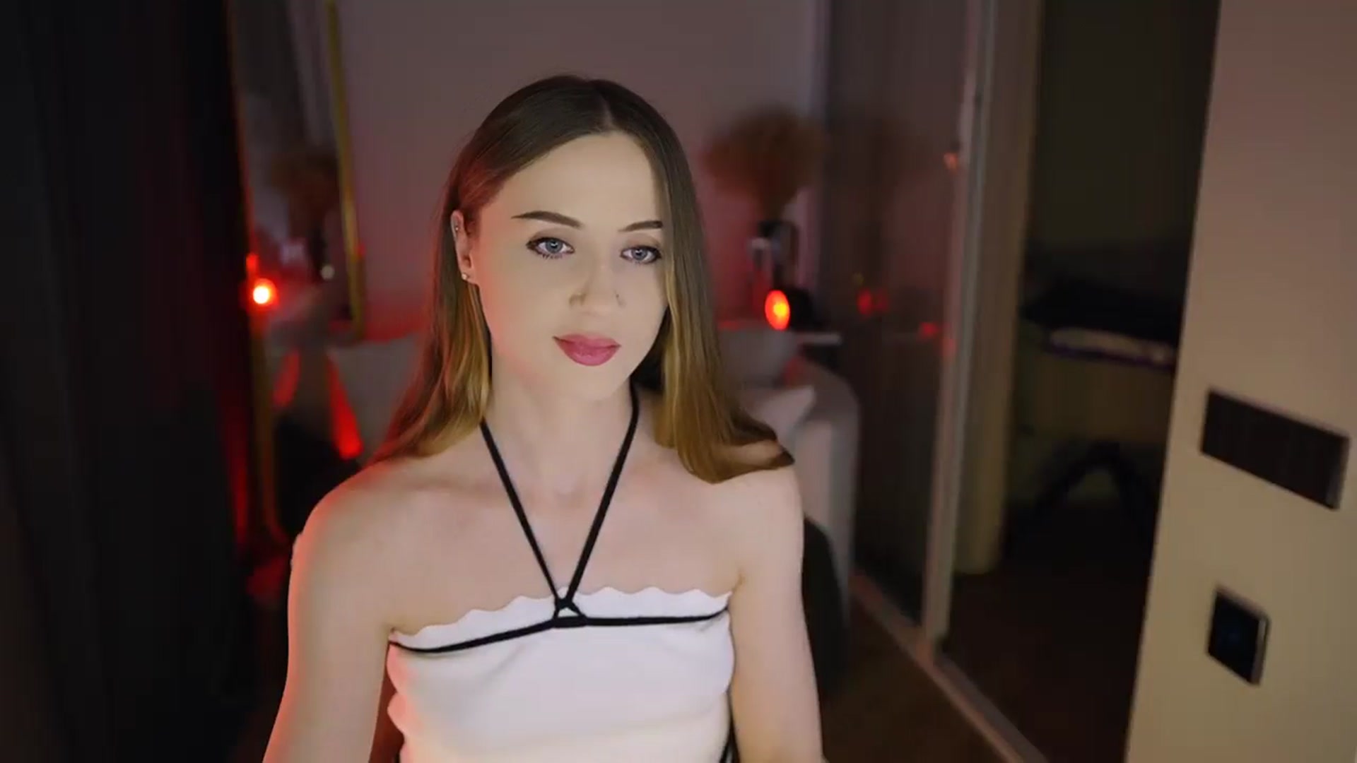 Gallery image thumbnail from Innocent_Soul's myfreecams stream on, 01/13/2026, 18:59 image 6 of 20