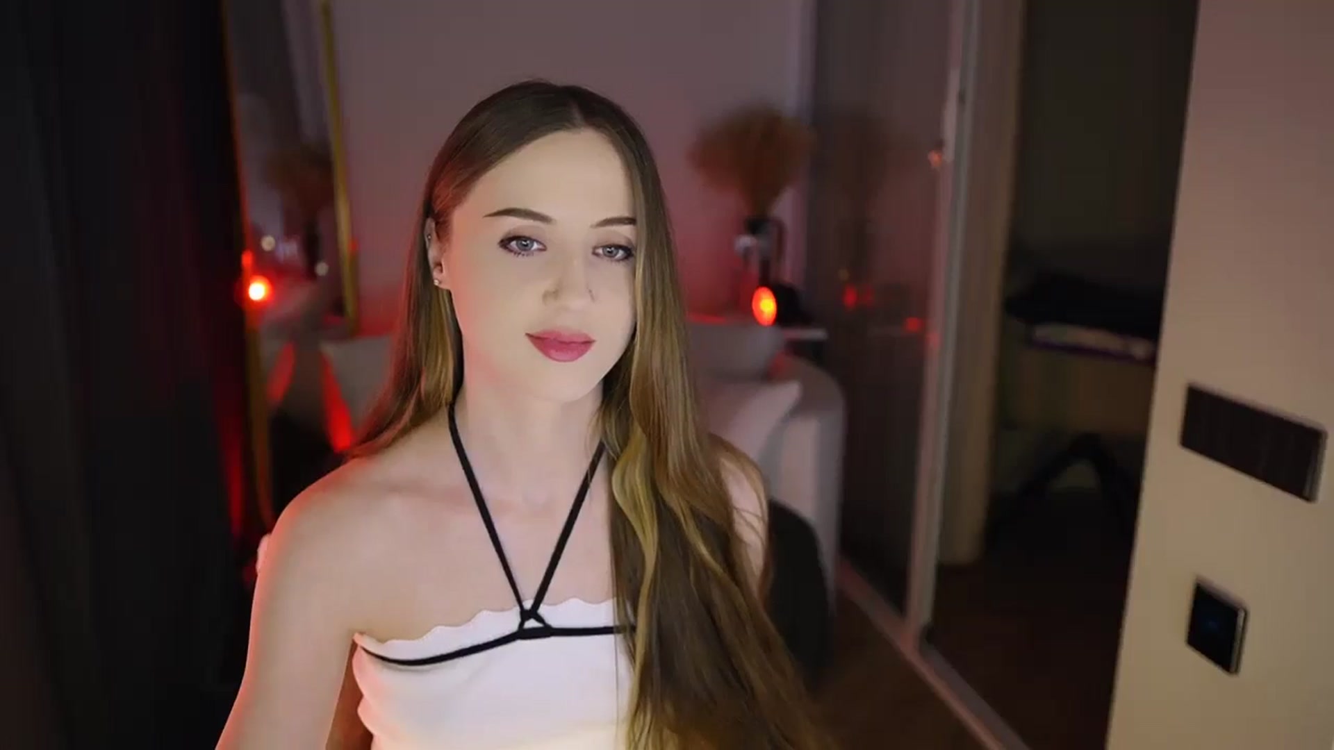 Gallery image thumbnail from Innocent_Soul's myfreecams stream on, 01/13/2026, 18:59 image 9 of 20