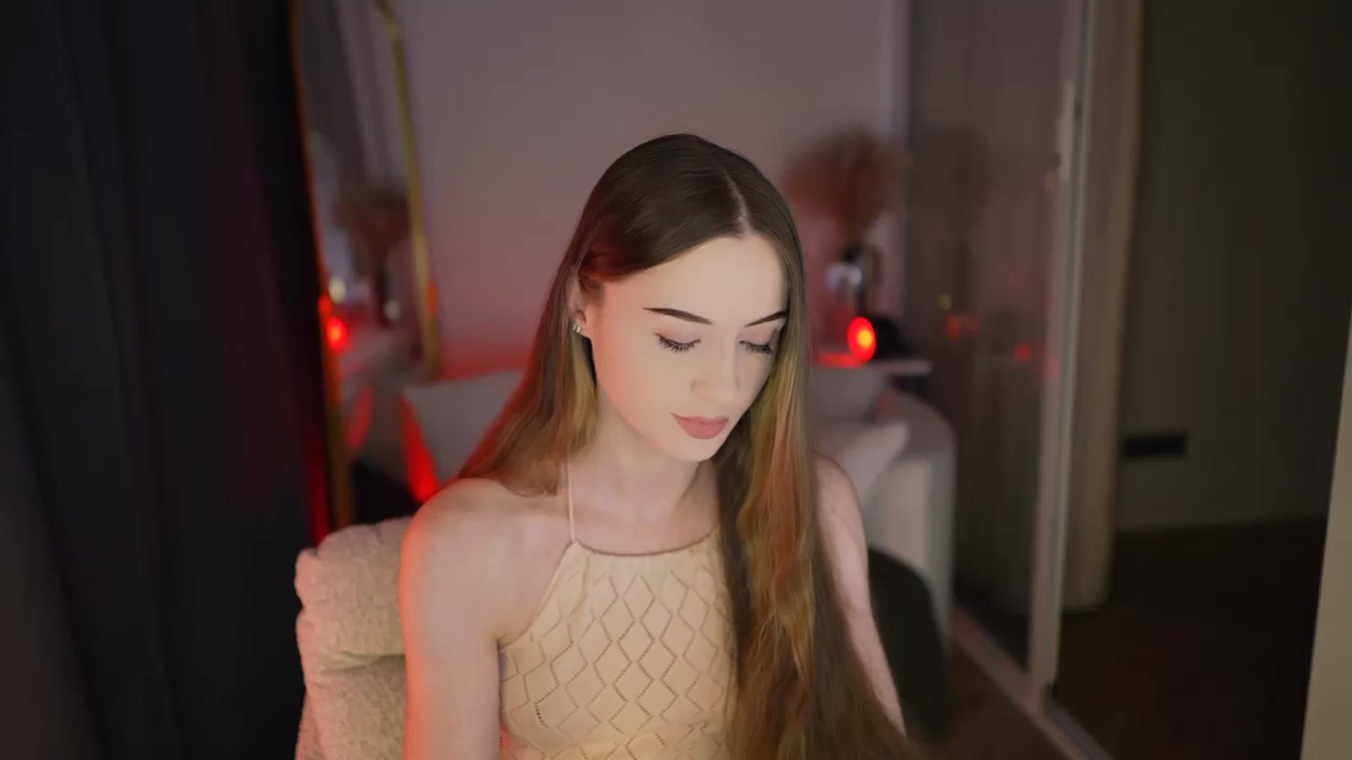 Gallery image thumbnail from Innocent_Soul's myfreecams stream on, 01/16/2026, 14:56 image 16 of 20