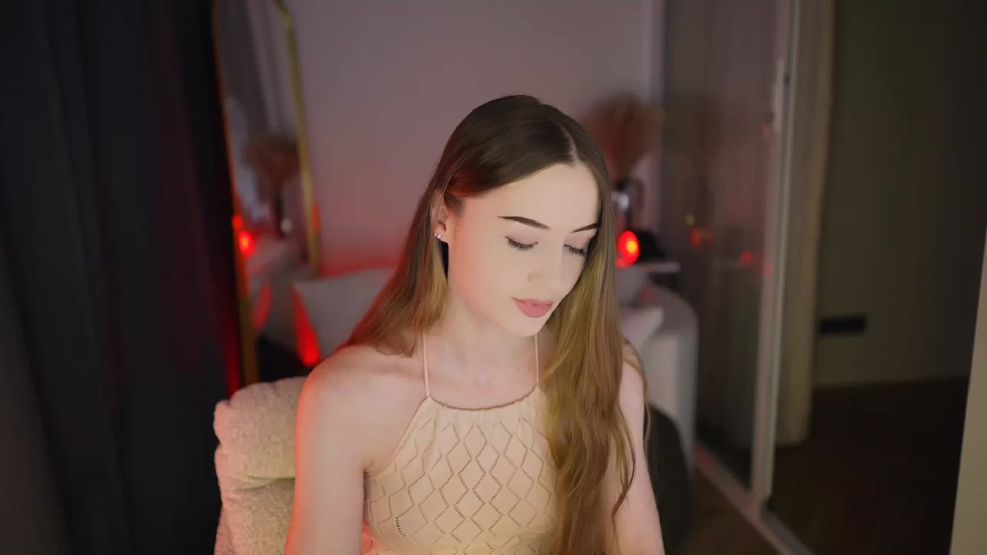 Gallery image thumbnail from Innocent_Soul's myfreecams stream on, 01/16/2026, 14:56 image 7 of 20