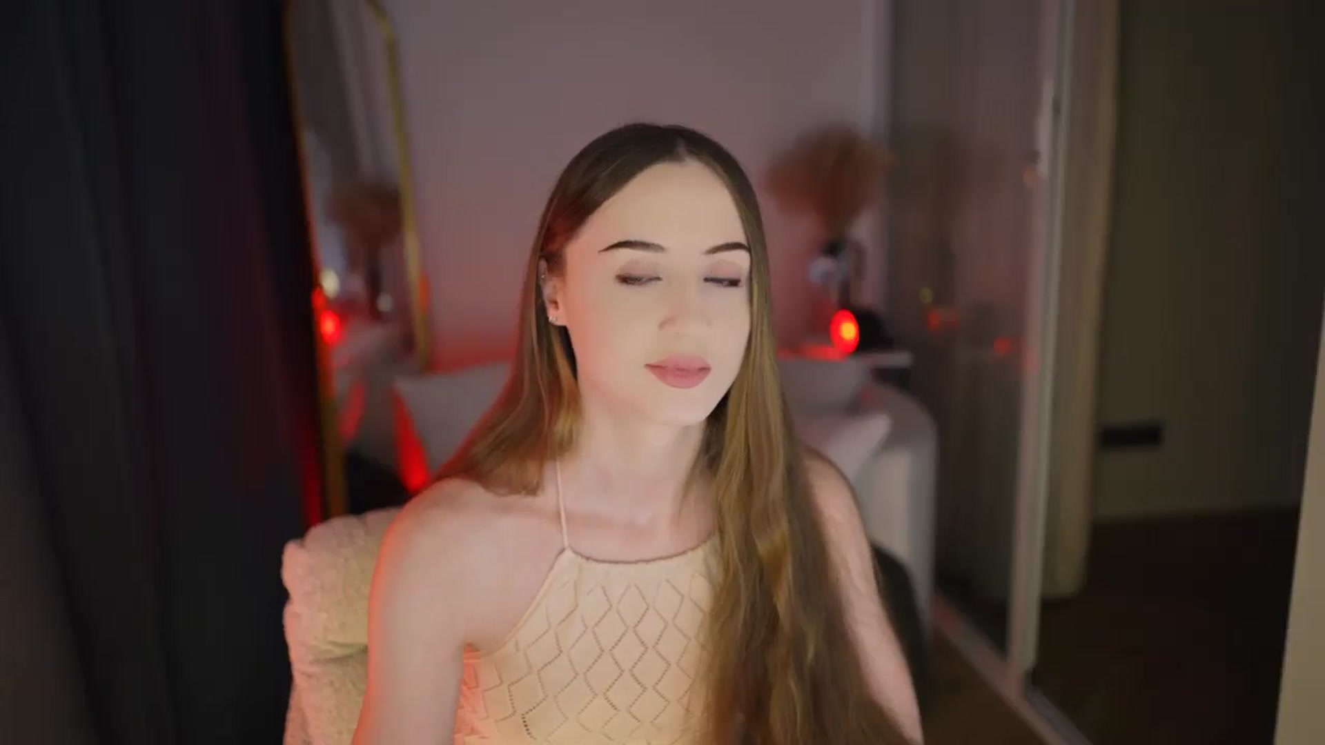 Gallery image thumbnail from Innocent_Soul's myfreecams stream on, 01/16/2026, 14:56 image 9 of 20