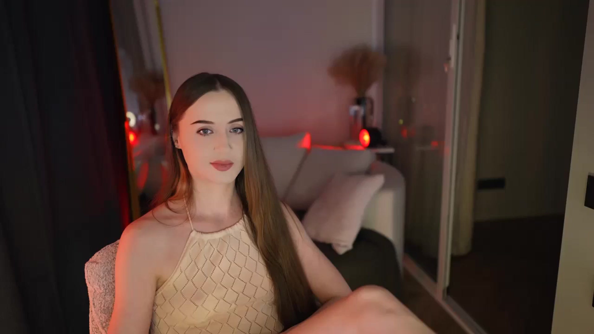 Gallery image thumbnail from Innocent_Soul's myfreecams stream on, 01/16/2026, 19:39 image 15 of 20