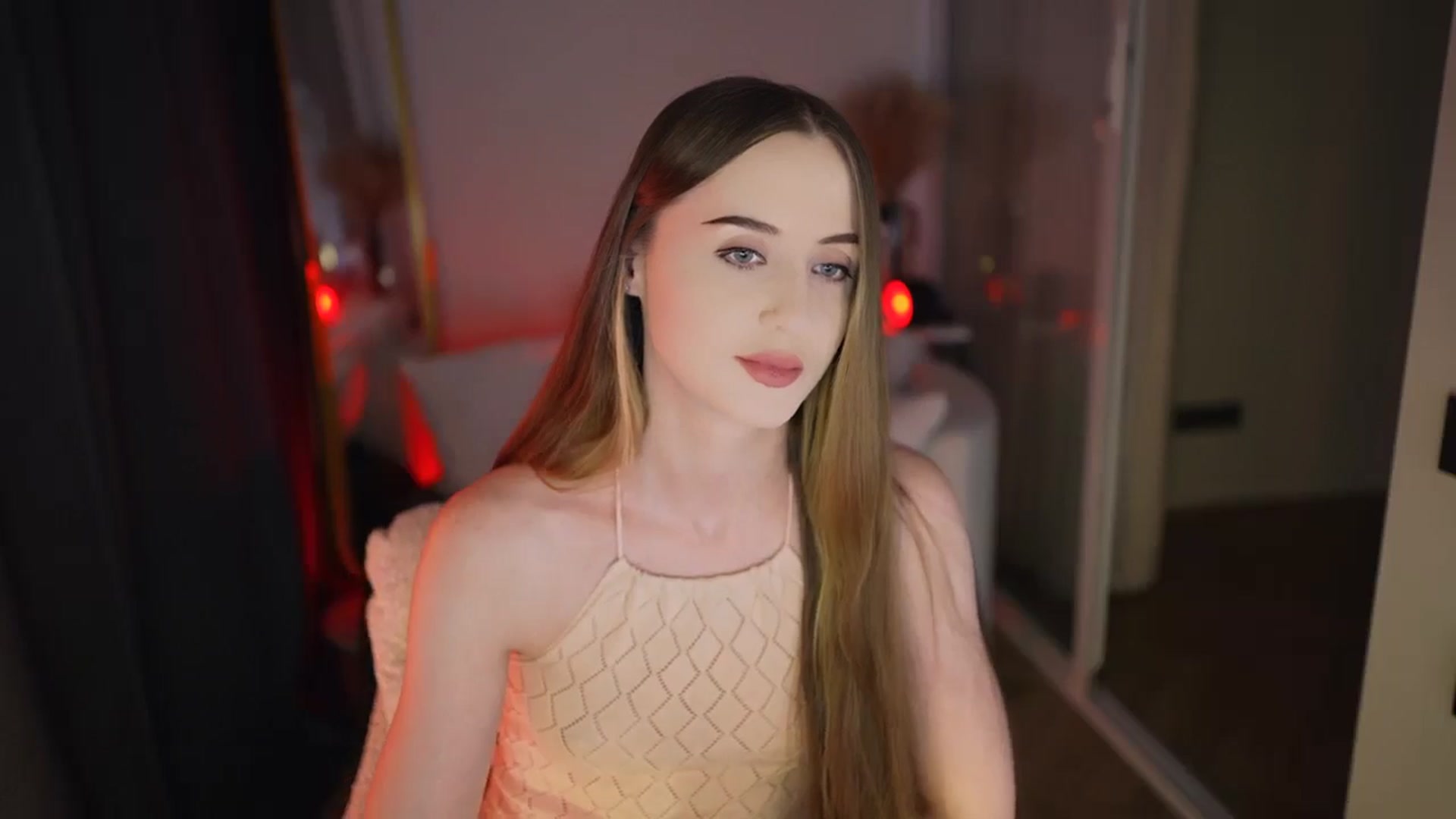 Gallery image thumbnail from Innocent_Soul's myfreecams stream on, 01/16/2026, 21:20 image 3 of 20