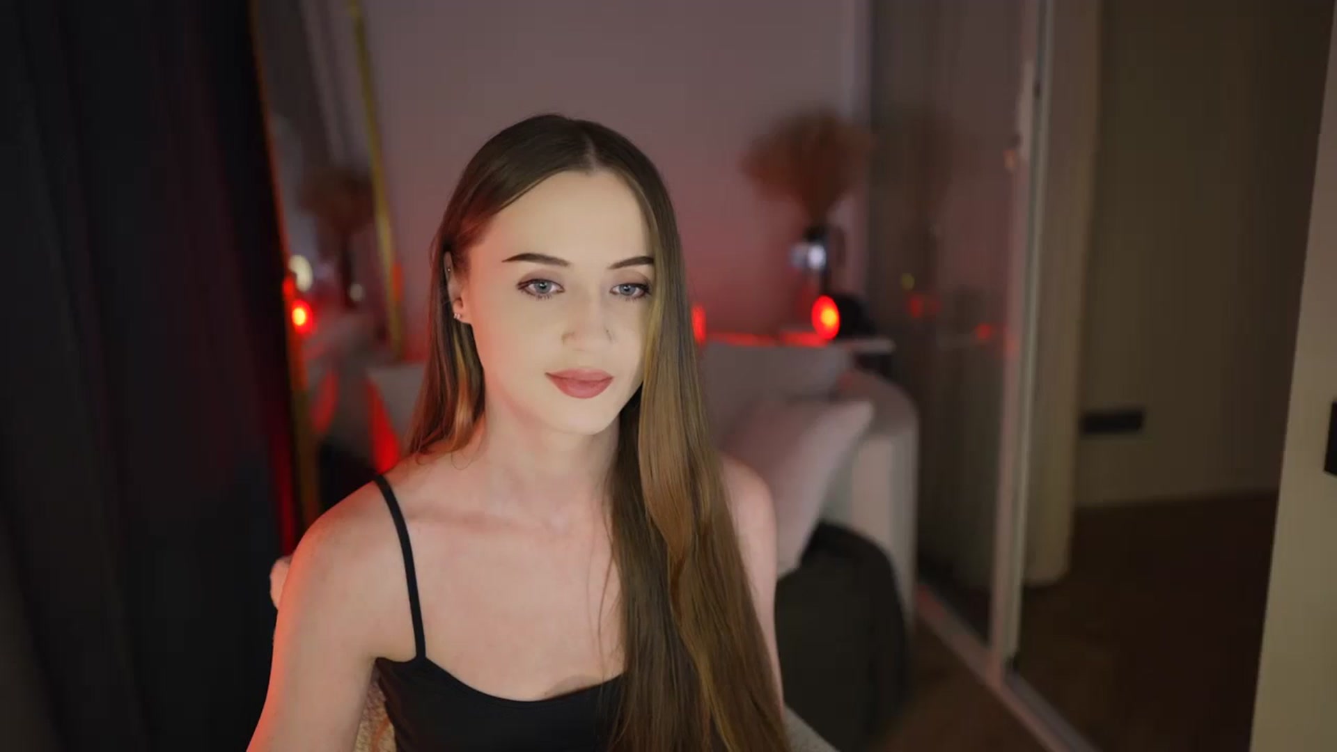 Gallery image thumbnail from Innocent_Soul's myfreecams stream on, 01/16/2026, 22:52 image 9 of 20