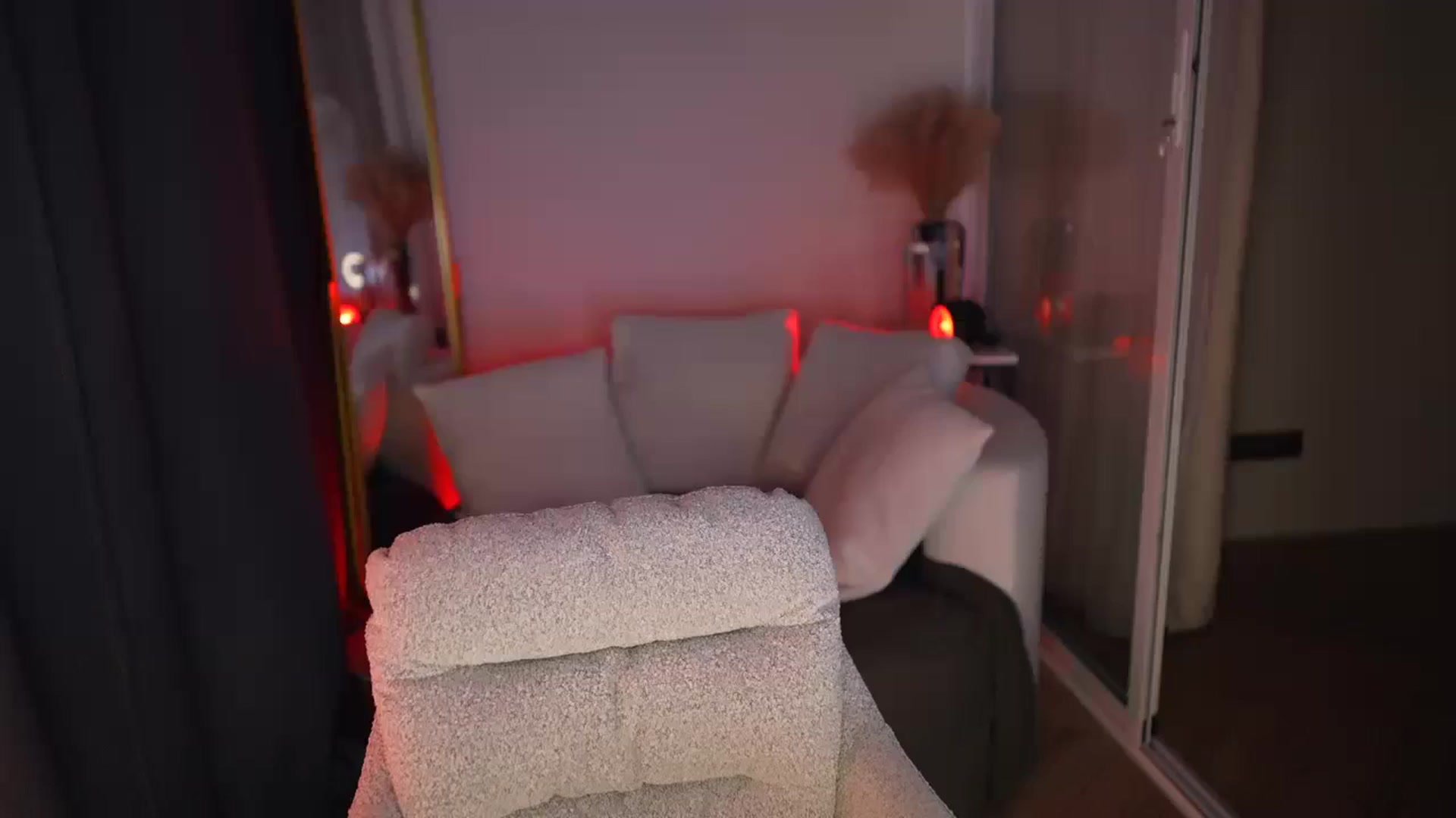 Gallery image thumbnail from Innocent_Soul's myfreecams stream on, 01/17/2026, 15:08 image 16 of 20