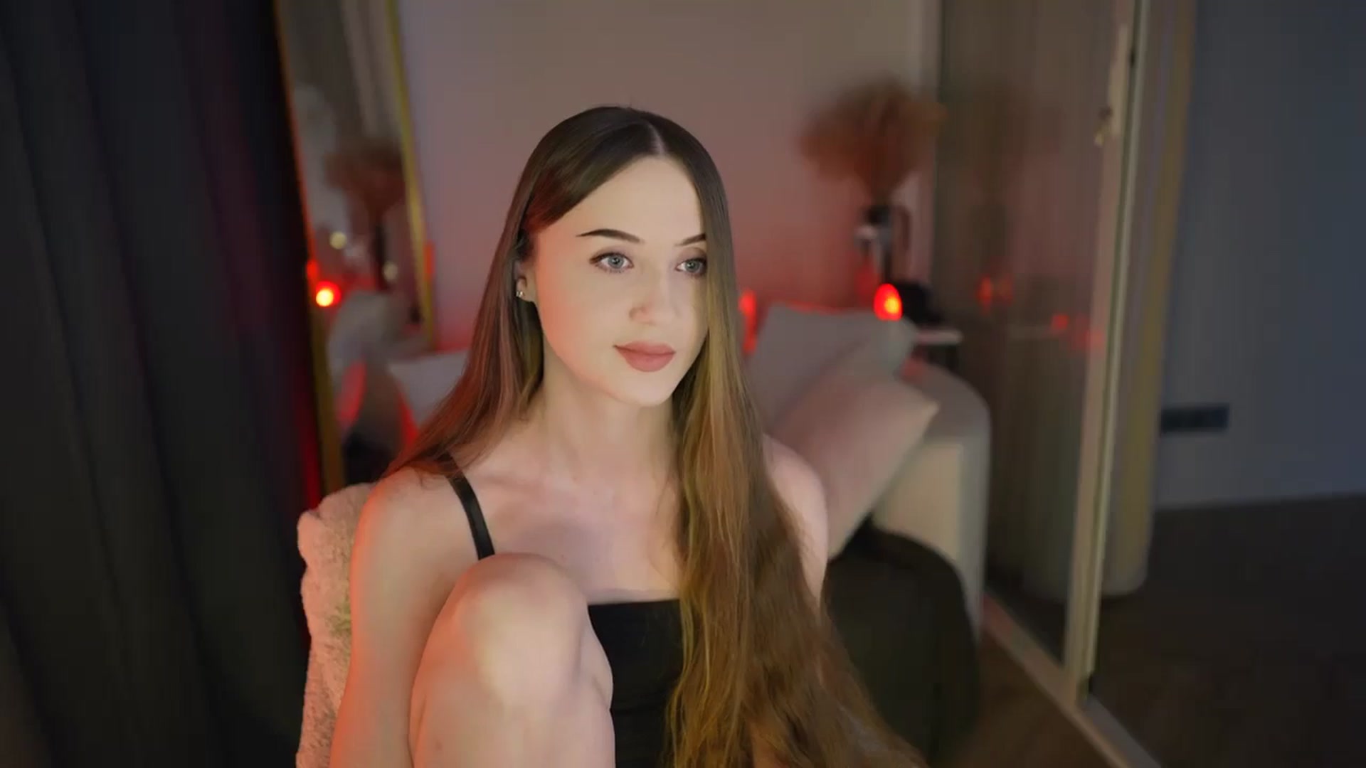 Gallery image thumbnail from Innocent_Soul's myfreecams stream on, 01/20/2026, 12:42 image 17 of 20