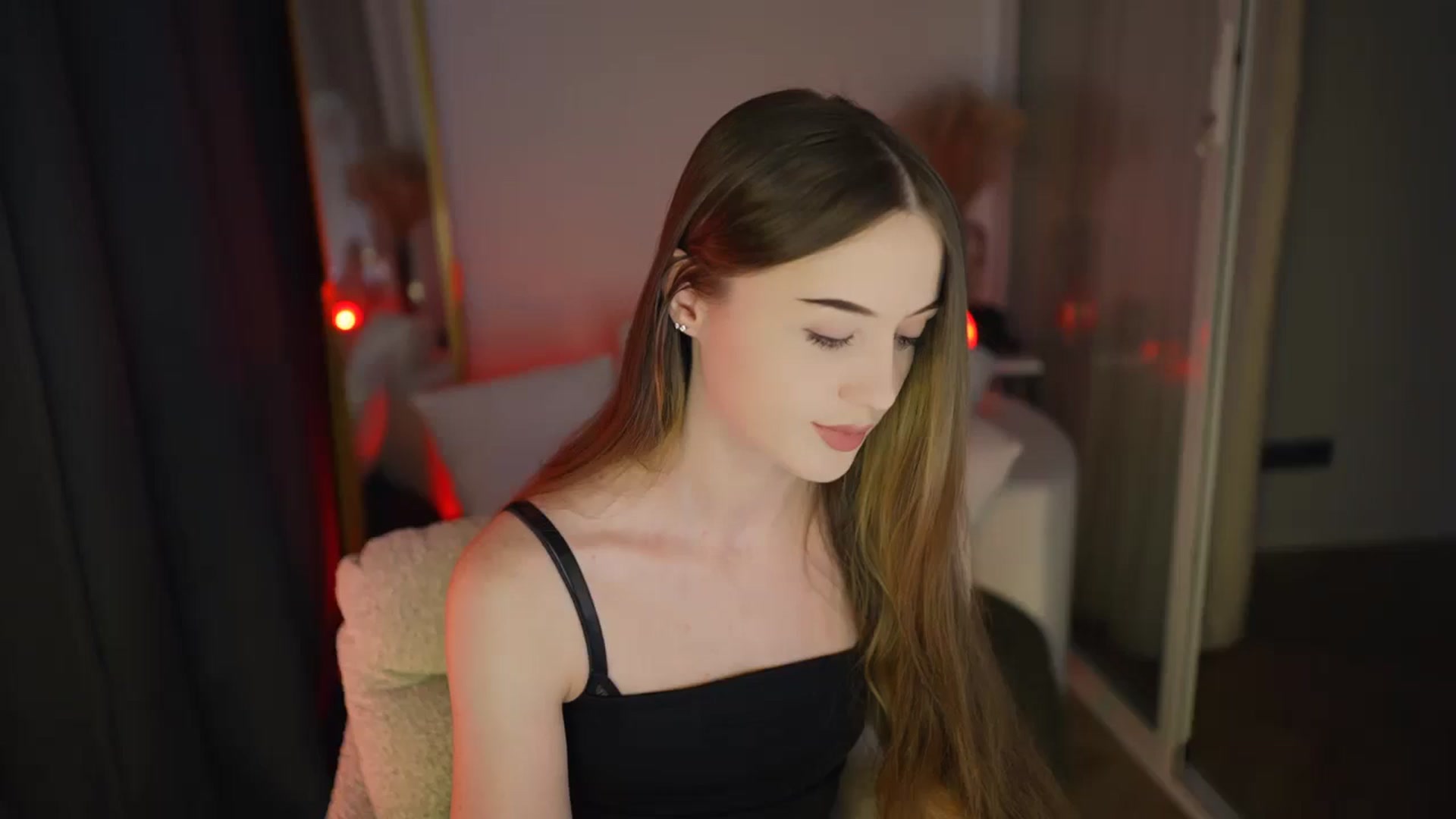 Gallery image thumbnail from Innocent_Soul's myfreecams stream on, 01/20/2026, 13:30 image 7 of 20