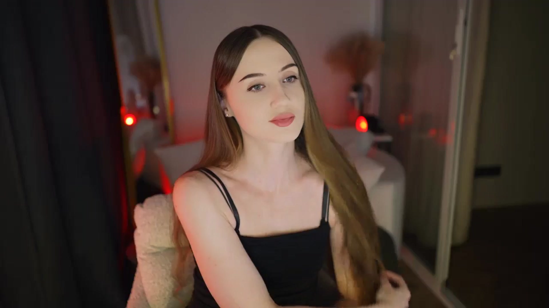 Gallery image thumbnail from Innocent_Soul's myfreecams stream on, 01/20/2026, 15:06 image 2 of 20