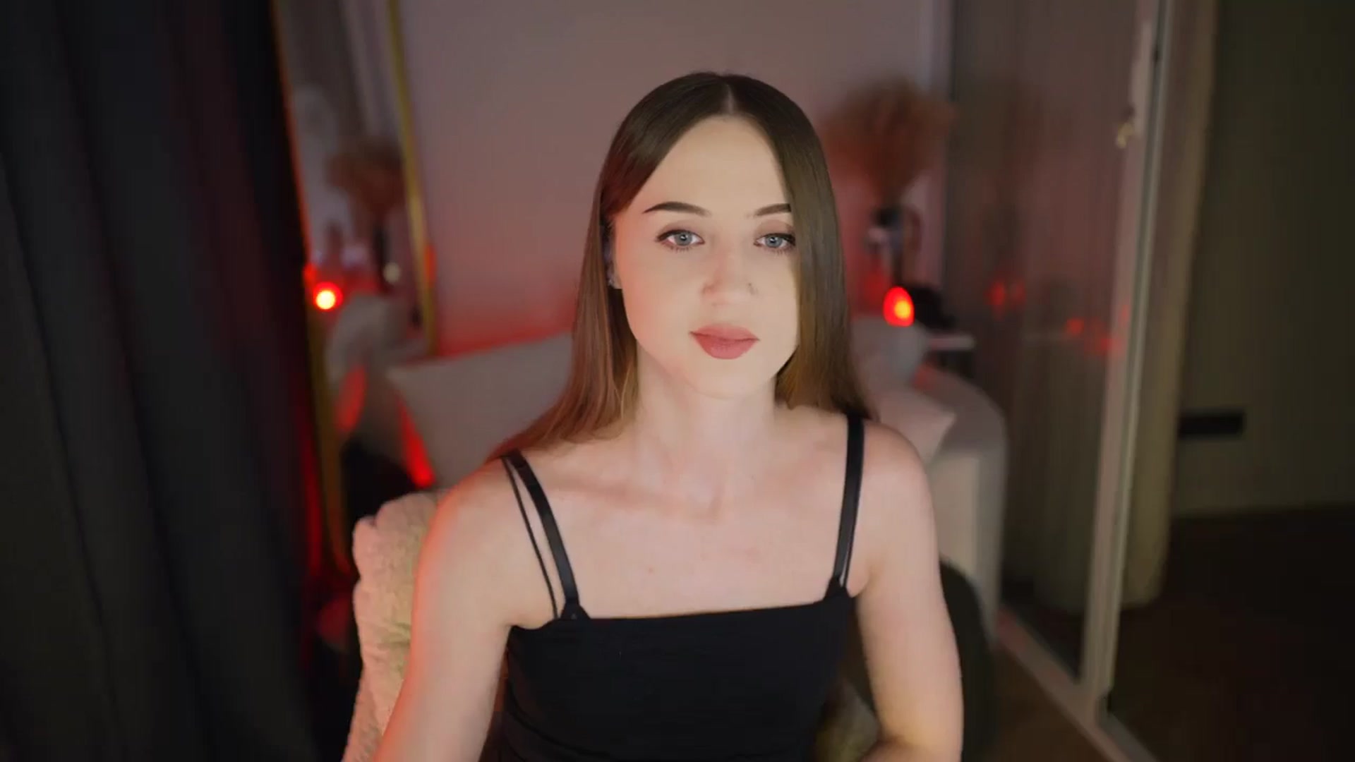 Gallery image thumbnail from Innocent_Soul's myfreecams stream on, 01/20/2026, 15:25 image 7 of 20
