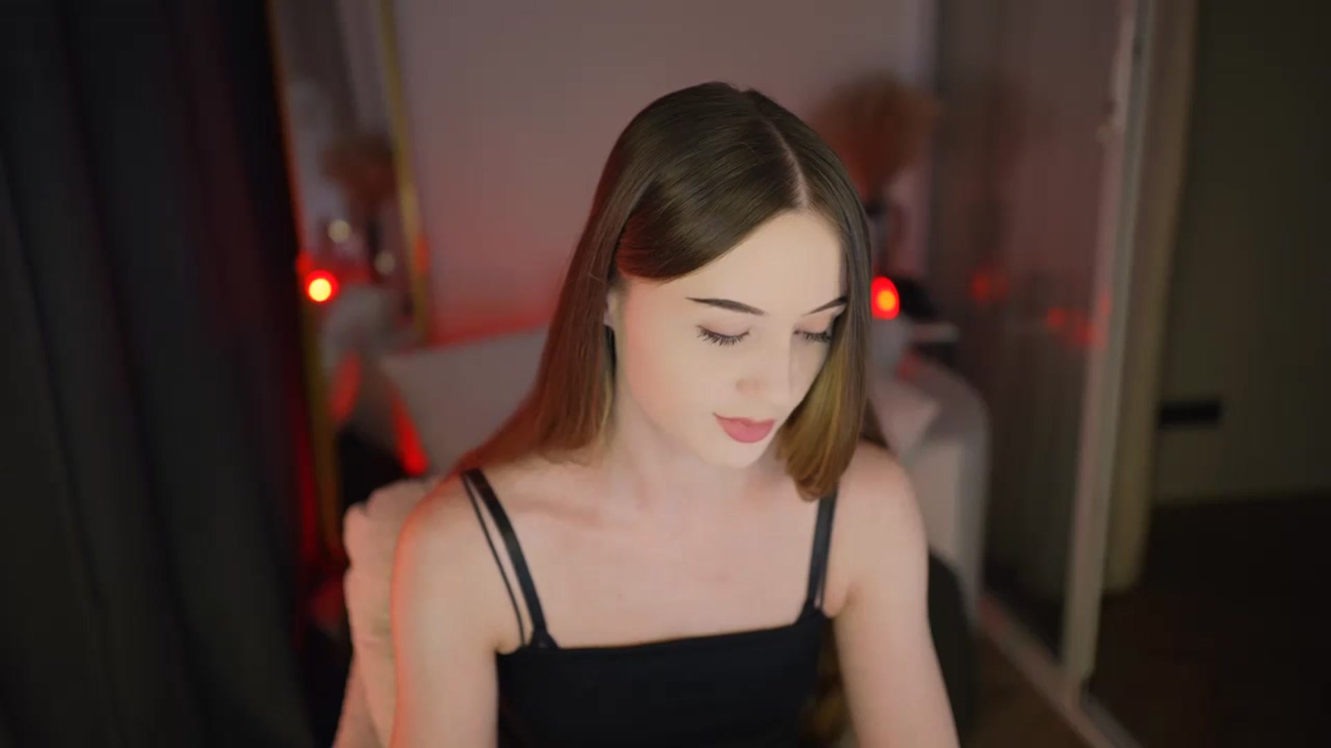Gallery image thumbnail from Innocent_Soul's myfreecams stream on, 01/20/2026, 15:25 image 14 of 20