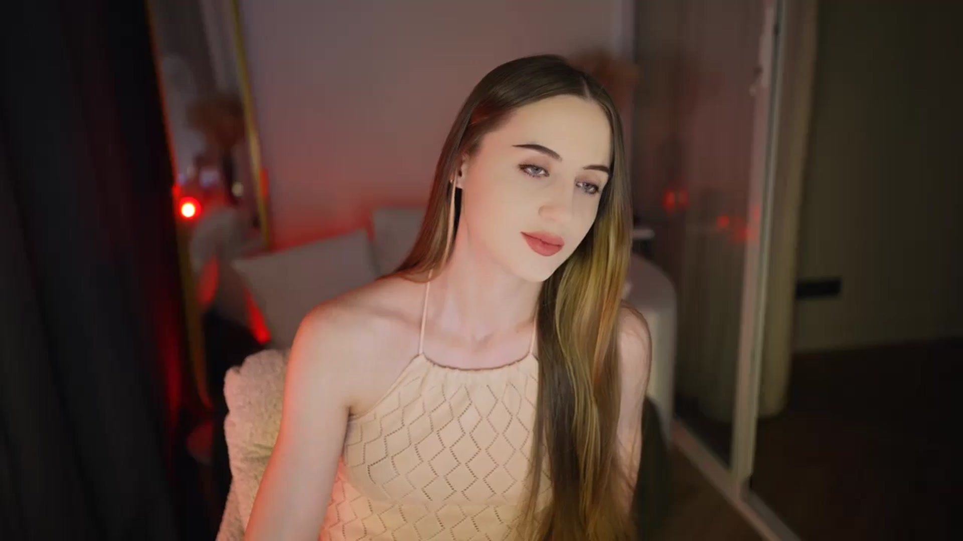 Gallery image thumbnail from Innocent_Soul's myfreecams stream on, 01/22/2026, 21:00 image 17 of 20