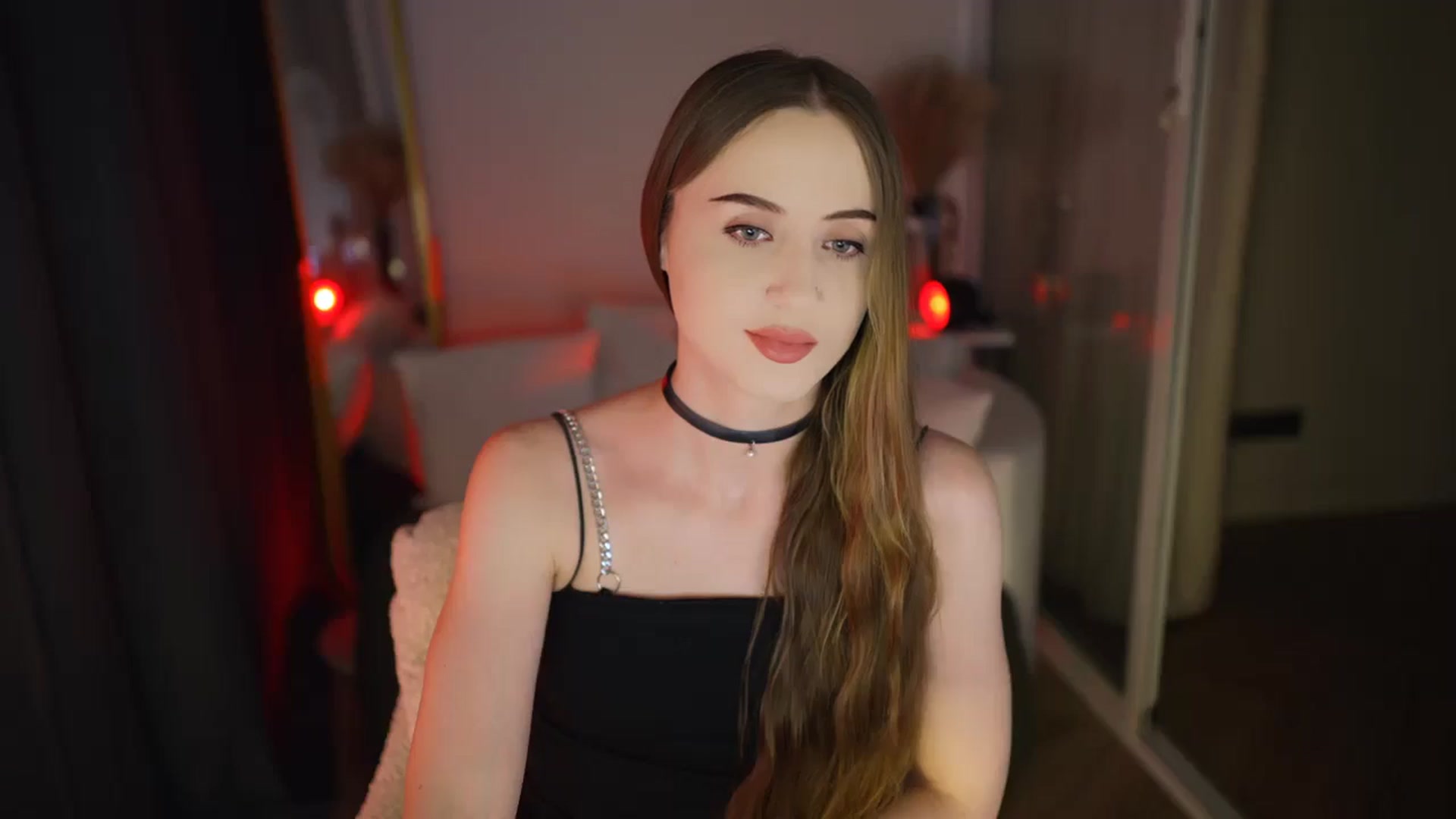 Gallery image thumbnail from Innocent_Soul's myfreecams stream on, 01/23/2026, 18:31 image 19 of 20