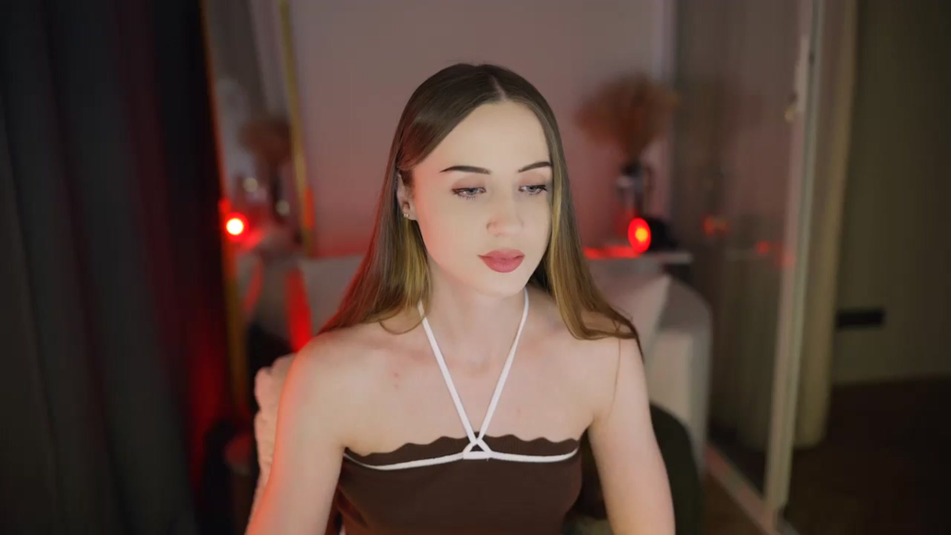 Gallery image thumbnail from Innocent_Soul's myfreecams stream on, 01/26/2026, 18:50 image 7 of 20