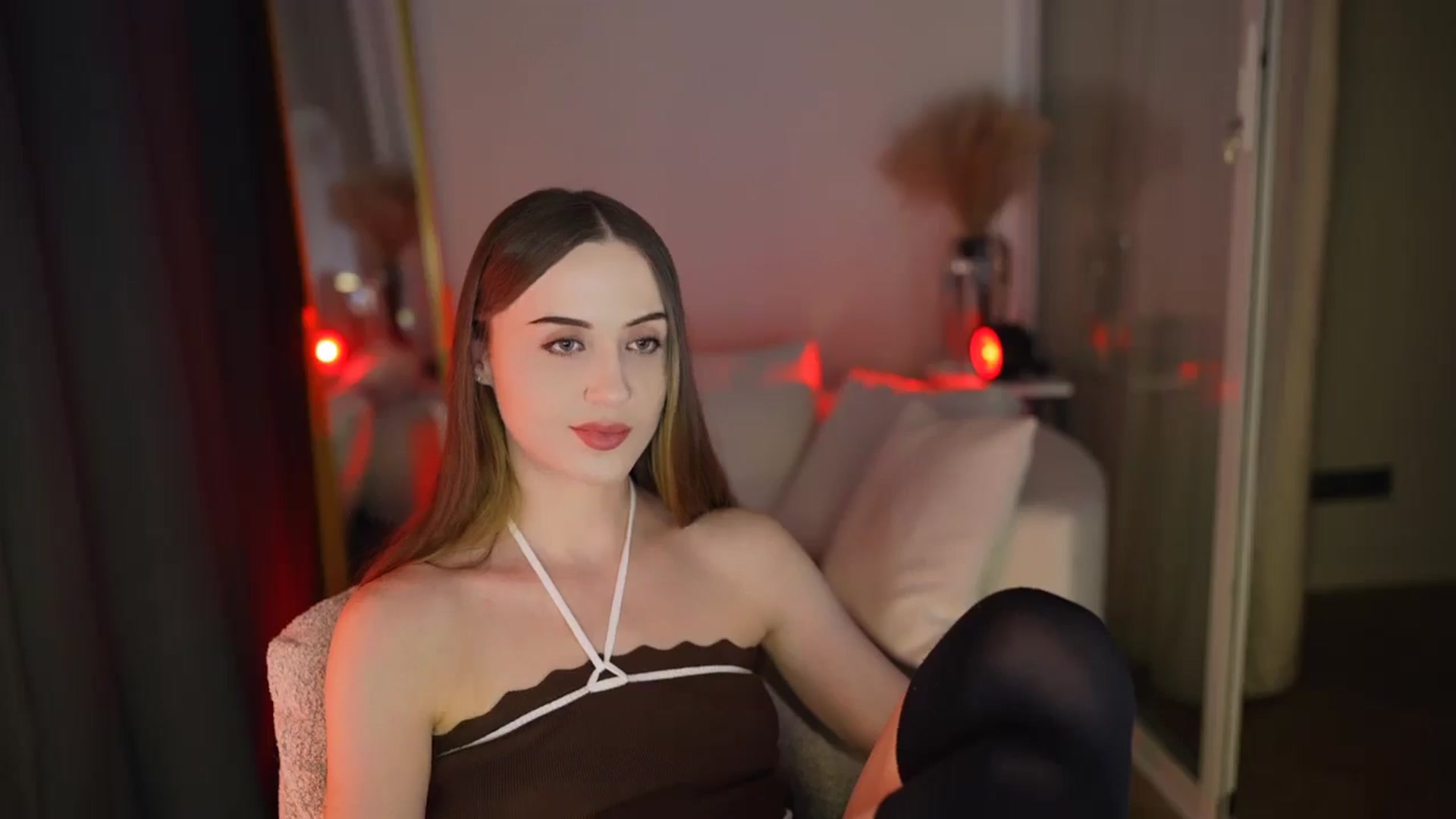 Gallery image thumbnail from Innocent_Soul's myfreecams stream on, 01/26/2026, 20:05 image 5 of 20