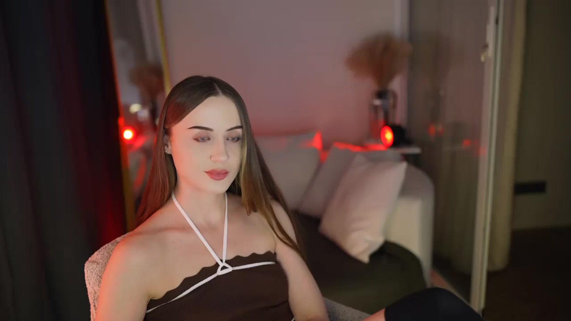 Gallery image thumbnail from Innocent_Soul's myfreecams stream on, 01/26/2026, 20:05 image 10 of 20