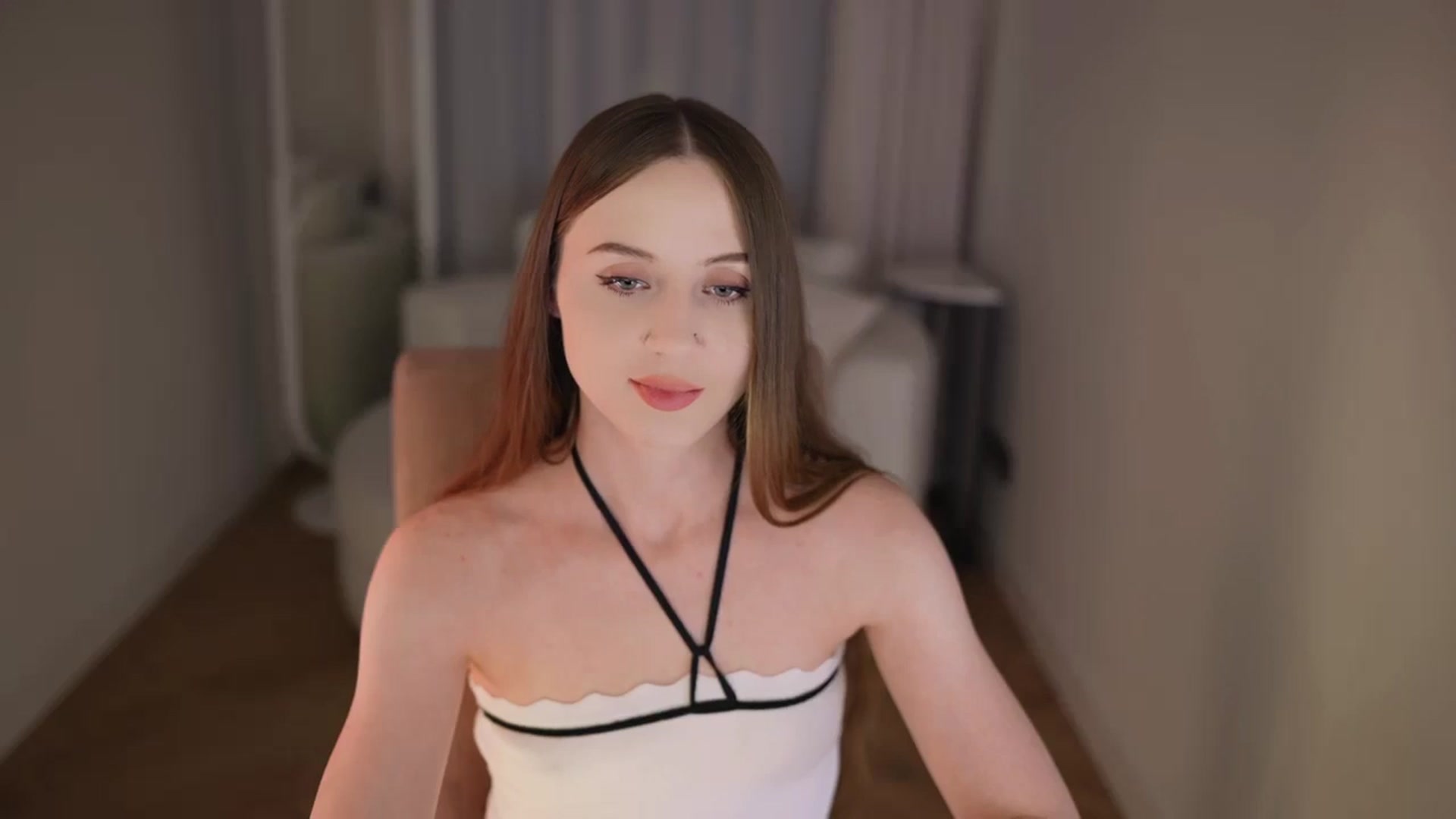 Gallery image thumbnail from Innocent_Soul's myfreecams stream on, 04/17/2026, 18:41 image 16 of 20