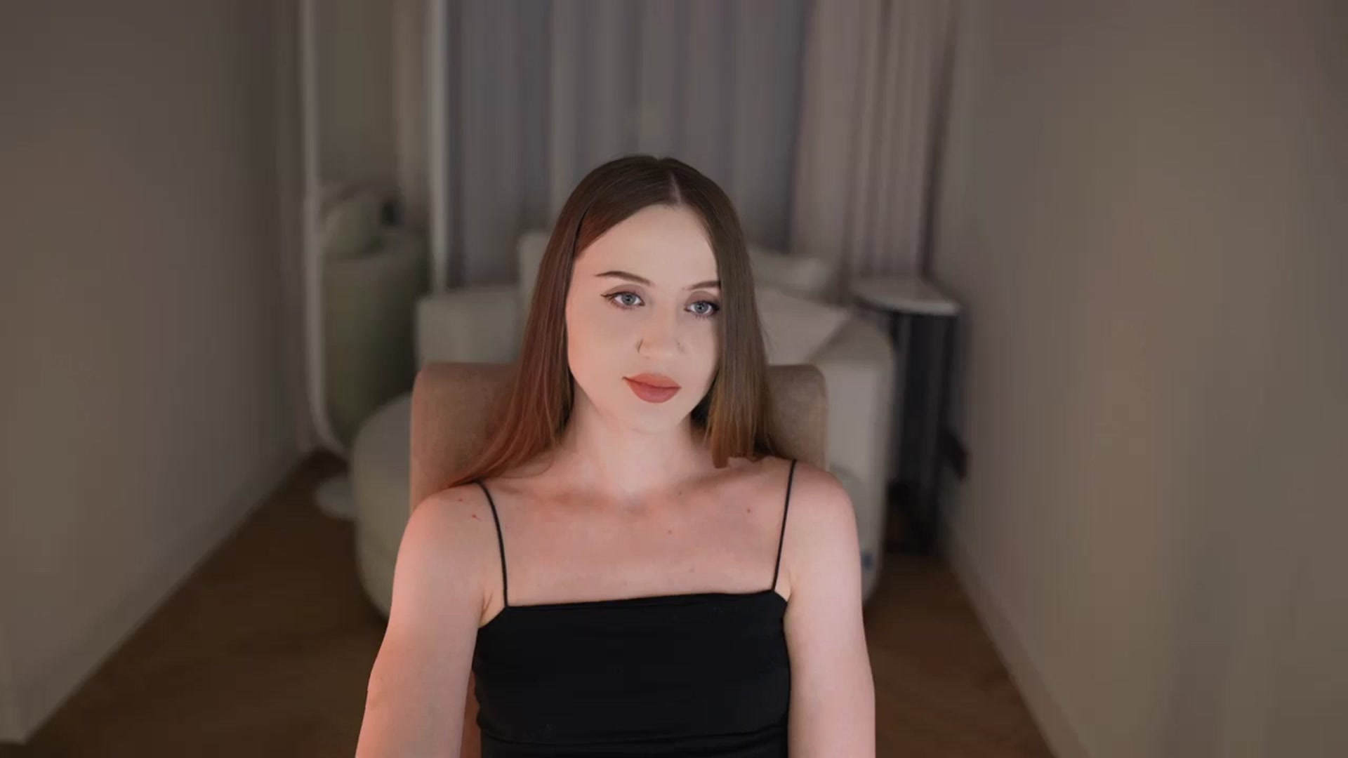 Gallery image thumbnail from Innocent_Soul's myfreecams stream on, 04/20/2026, 17:28 image 17 of 20