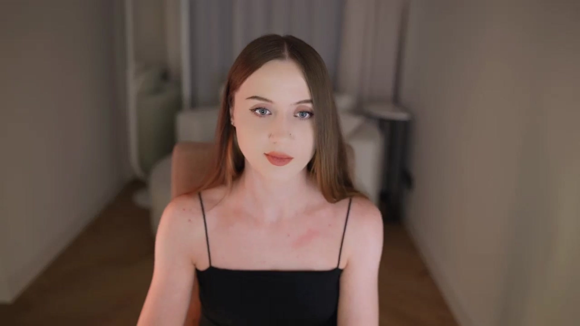 Gallery image thumbnail from Innocent_Soul's myfreecams stream on, 04/20/2026, 19:06 image 8 of 20