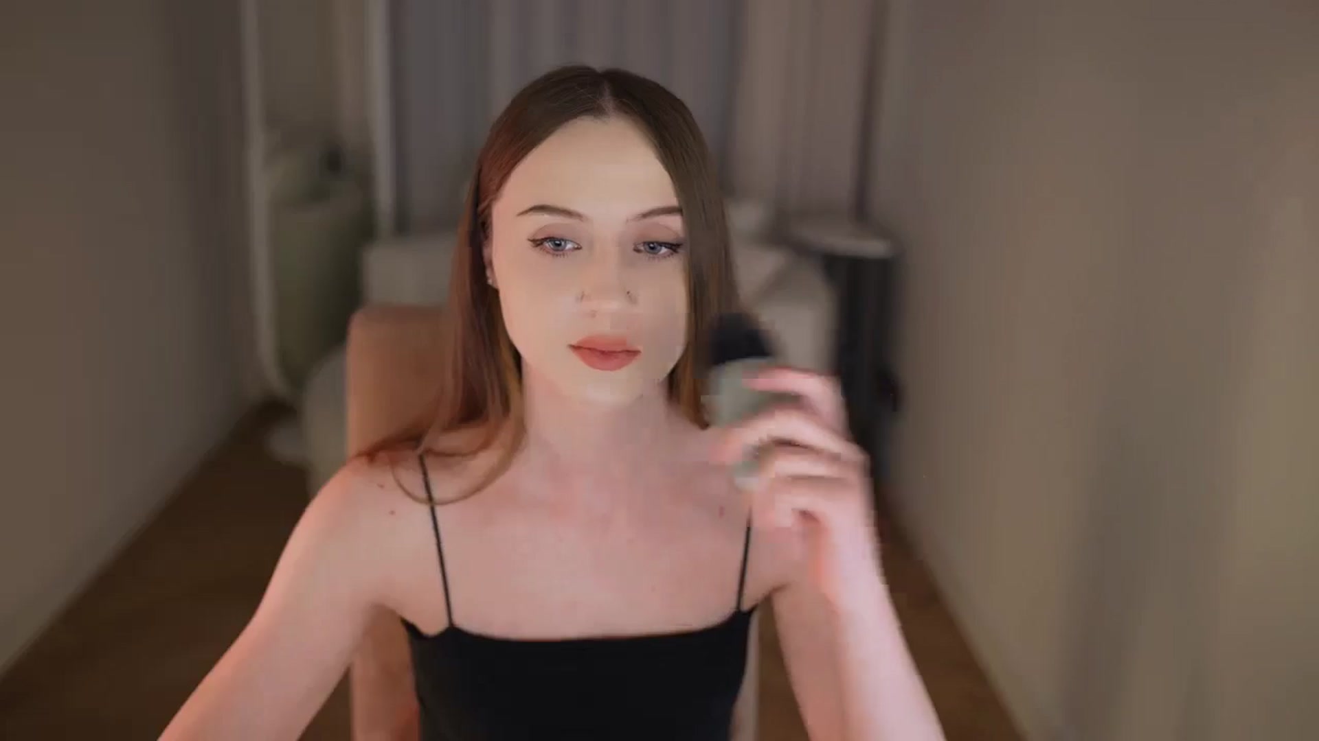 Gallery image thumbnail from Innocent_Soul's myfreecams stream on, 04/20/2026, 20:40 image 12 of 20