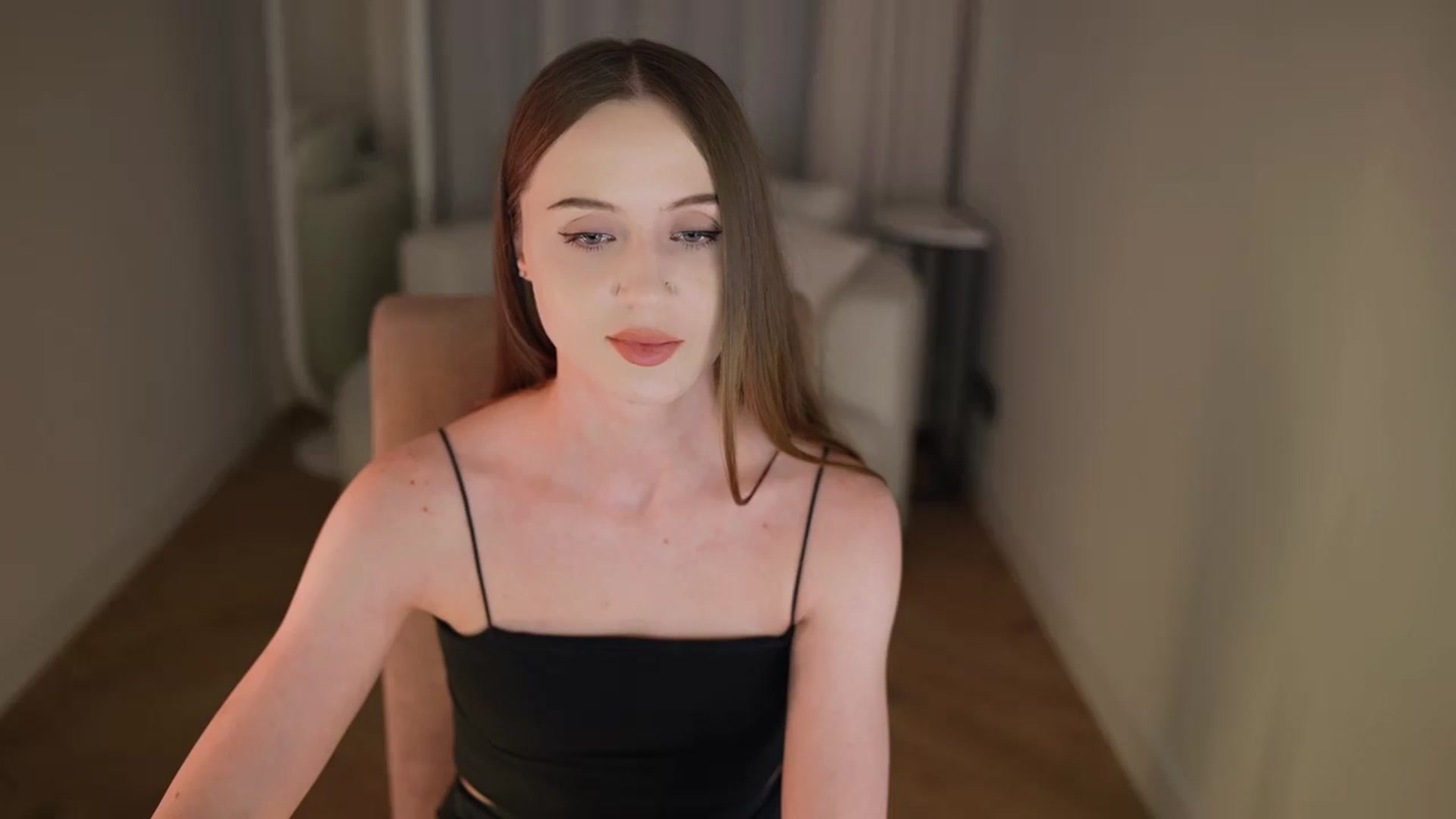 Gallery image thumbnail from Innocent_Soul's myfreecams stream on, 04/20/2026, 21:20 image 10 of 20