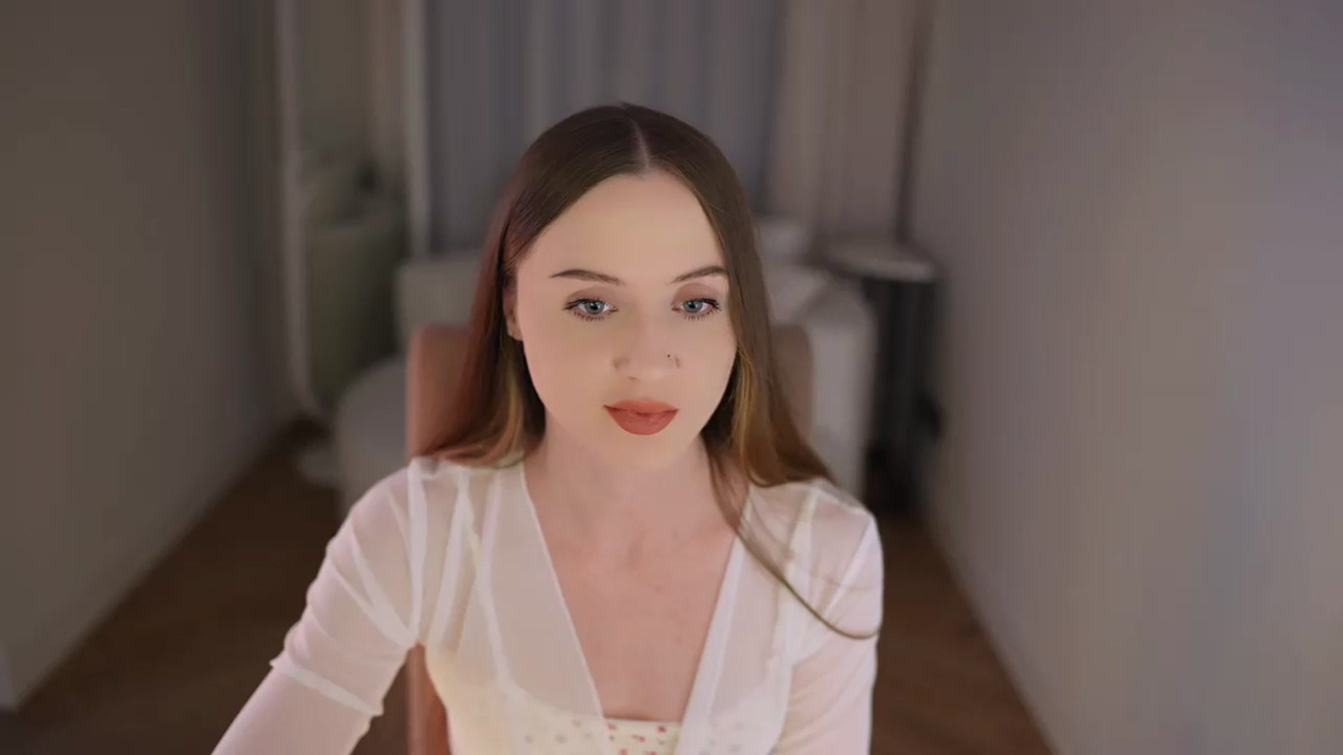 Gallery image thumbnail from Innocent_Soul's myfreecams stream on, 04/22/2026, 16:32 image 3 of 20